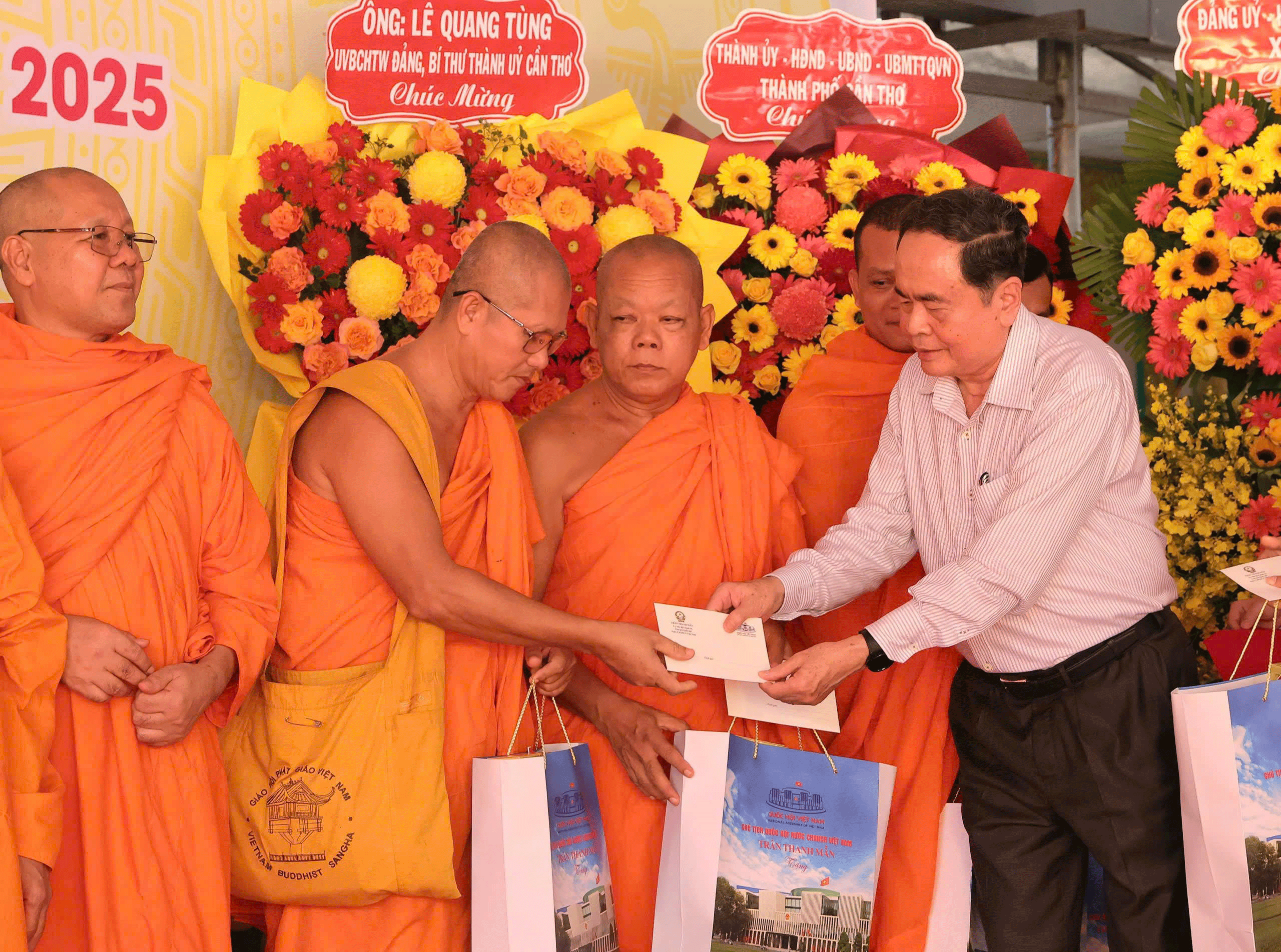 Thiết thực chăm lo đời sống đồng bào Khmer - Ảnh 1.