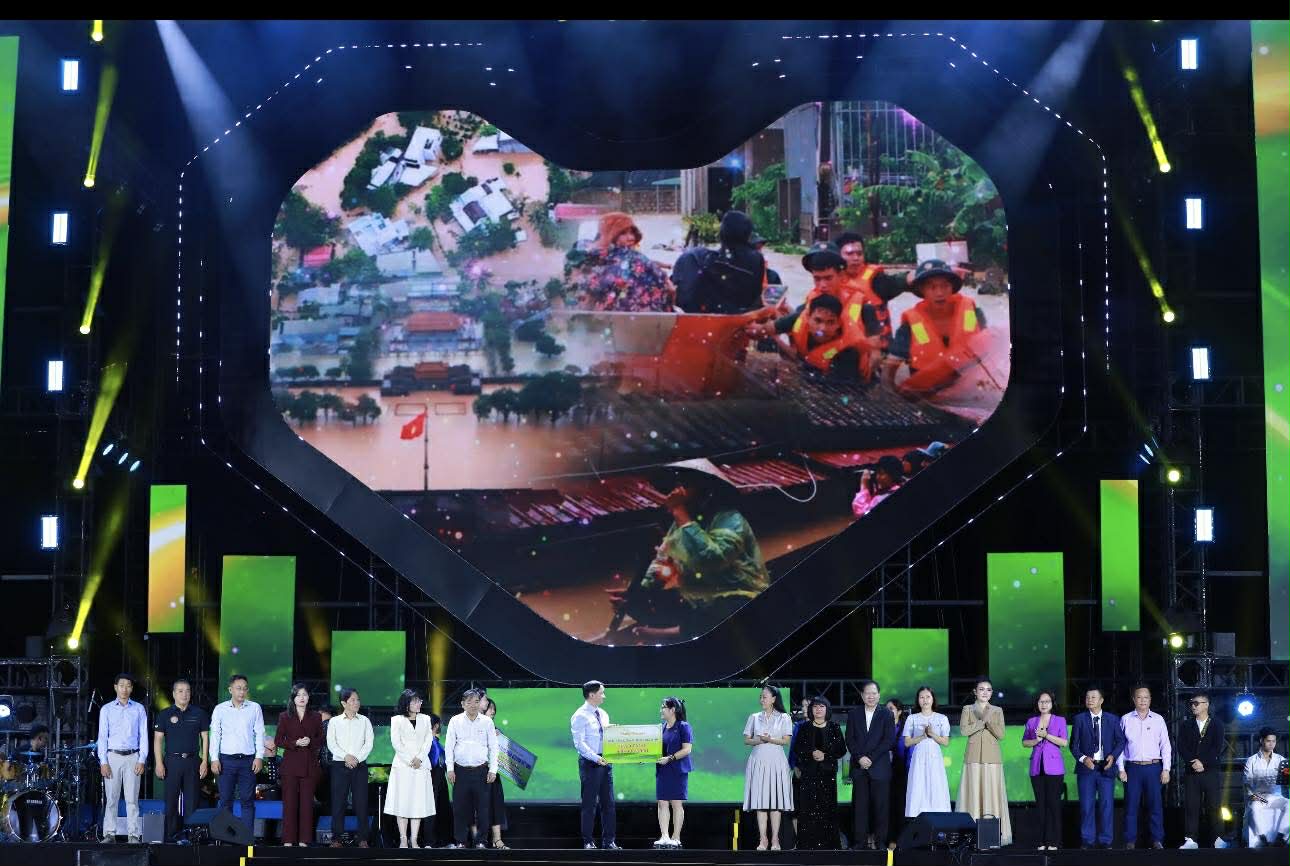 Cẩm Vân, Đàm Vĩnh Hưng, MTV hạnh phúc khi "Nghĩa tình phương Nam 2025" thu về hơn 25 tỷ đồng - Ảnh 4.