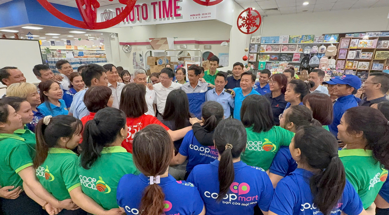 Saigon Co.op - Sức mạnh từ tinh thần tương thân tương ái - Ảnh 1. Saigon Co.op - Sức mạnh từ tinh thần tương thân tương ái - Ảnh 1.