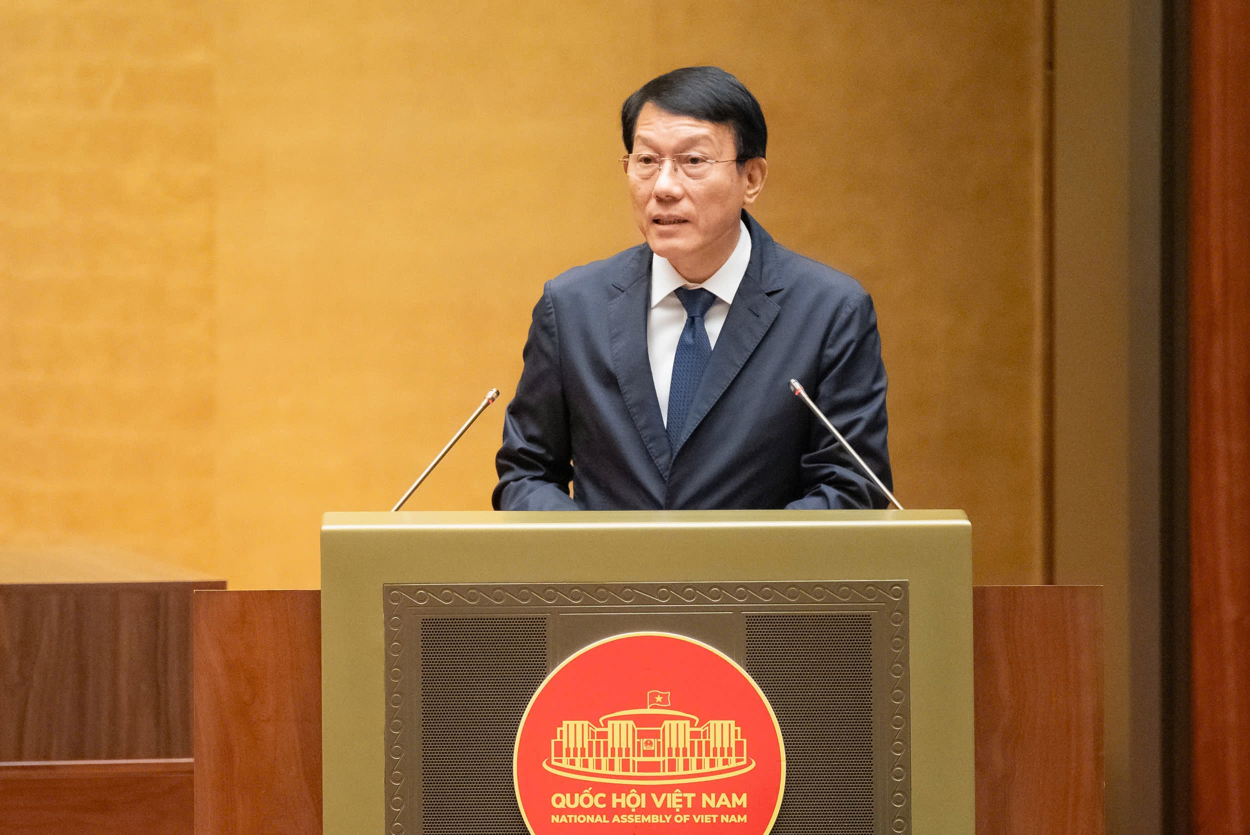 Luật An ninh mạng quy định hành vi bị nghiêm cấm trên không gian mạng - Ảnh 1.