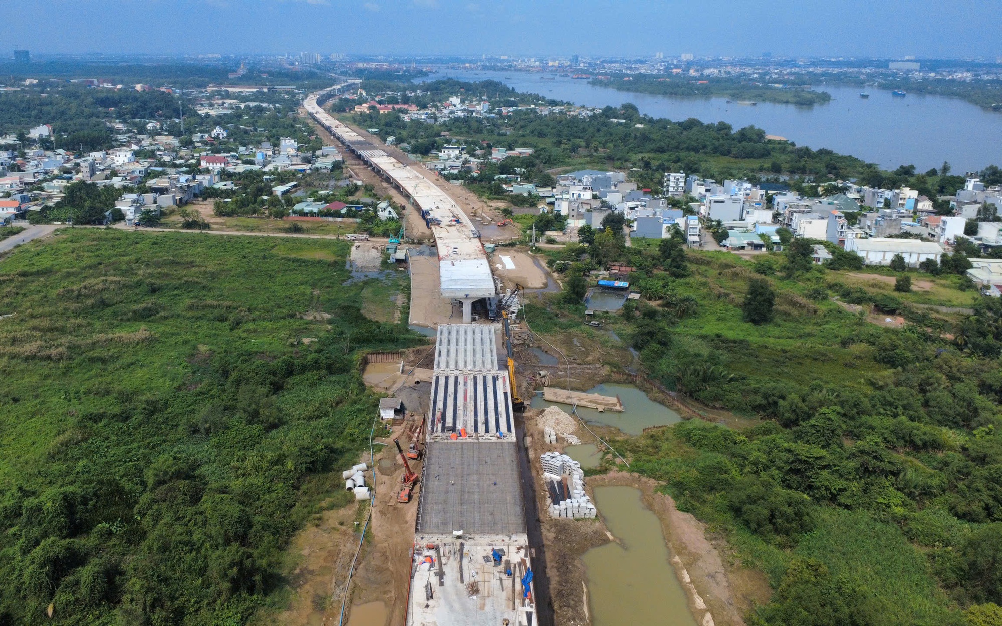 TPHCM sắp trình HĐND đề án kiểm soát khí thải giao thông vào tháng 1-2026 - Ảnh 2.