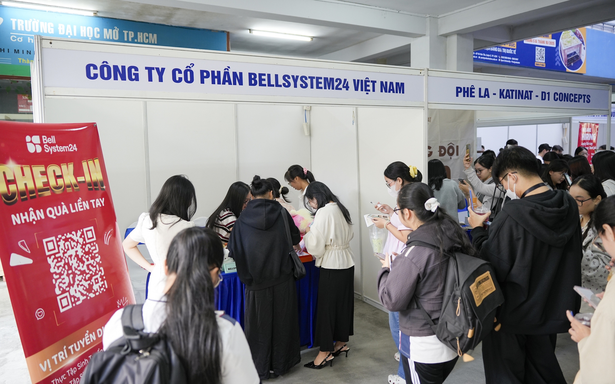 TPHCM sẽ lập đoàn khảo sát trực tiếp các doanh nghiệp chậm báo cáo tình hình lương – thưởng Tết - Ảnh 3.