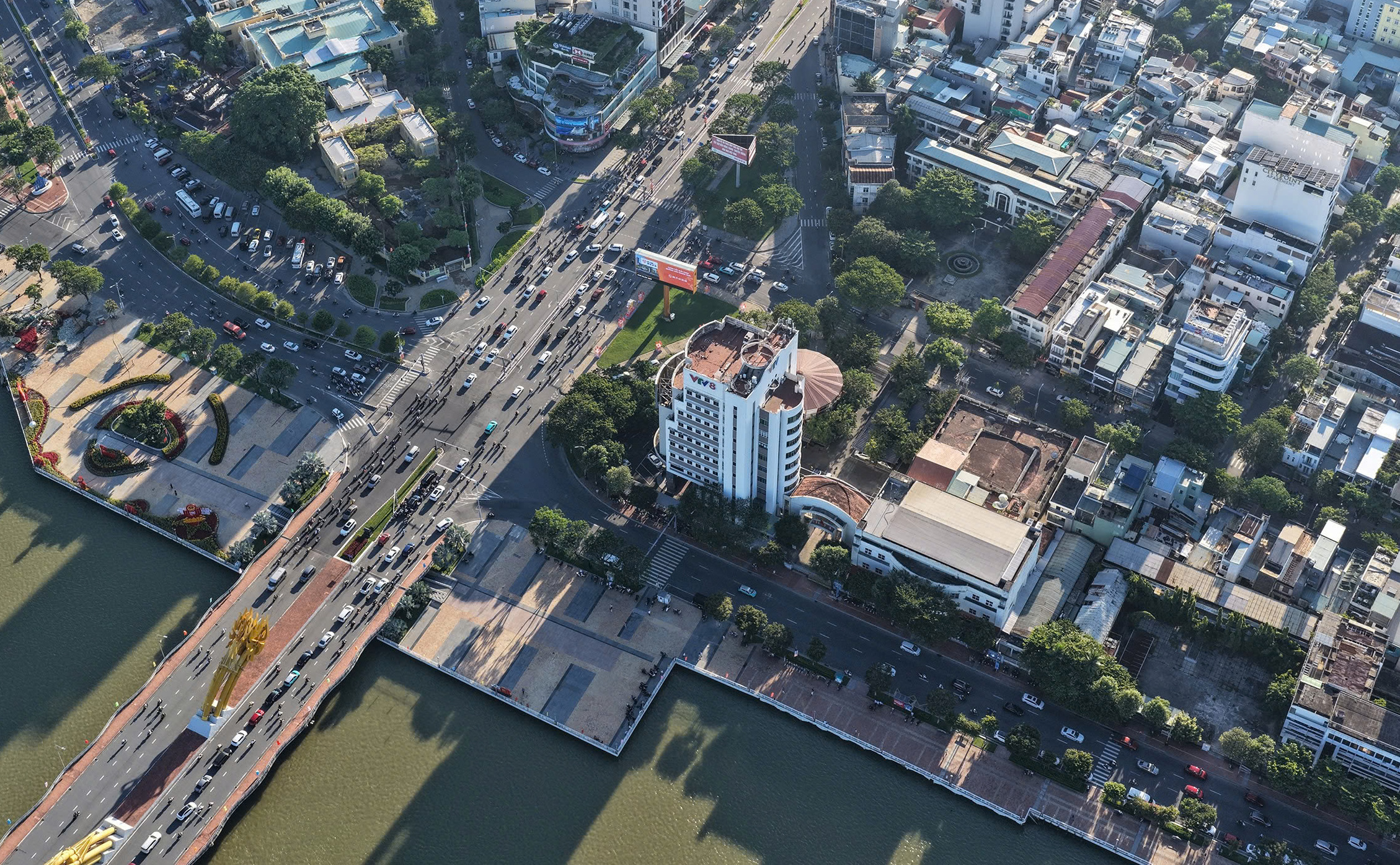 Giá đất Đà Nẵng đã quá cao, đại biểu đề nghị tạm dừng tăng - Ảnh 1.