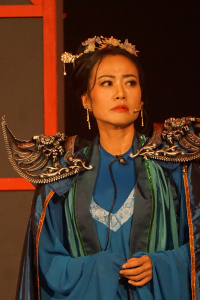 Bầu chọn Hạng mục Nữ diễn viên sân khấu: 5 bông hoa tỏa sáng - Ảnh 2. Bầu chọn Hạng mục Nữ diễn viên sân khấu: 5 bông hoa tỏa sáng - Ảnh 2.