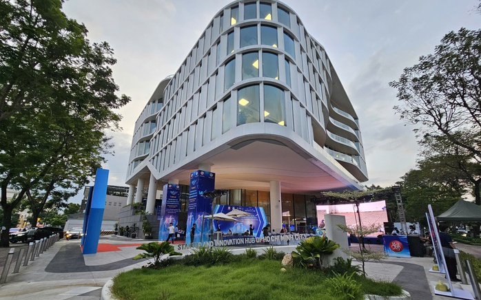 Simultaneous groundbreaking and inauguration of 234 projects and works - Ảnh 2.