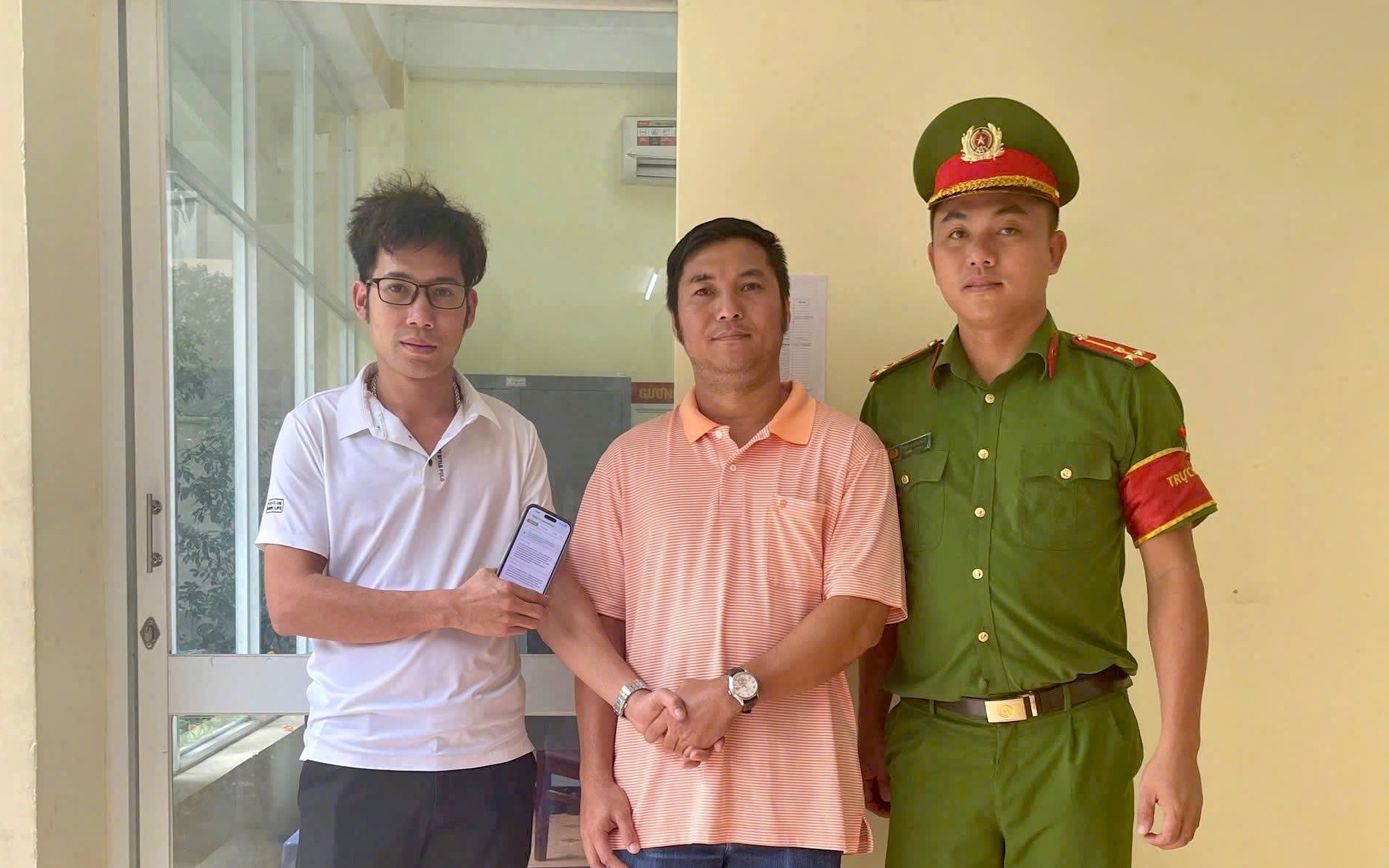 Bộ Công an truy nã đặc biệt Hoàng Bá Nghị , Chủ tịch Công ty NhoNho - Ảnh 2.