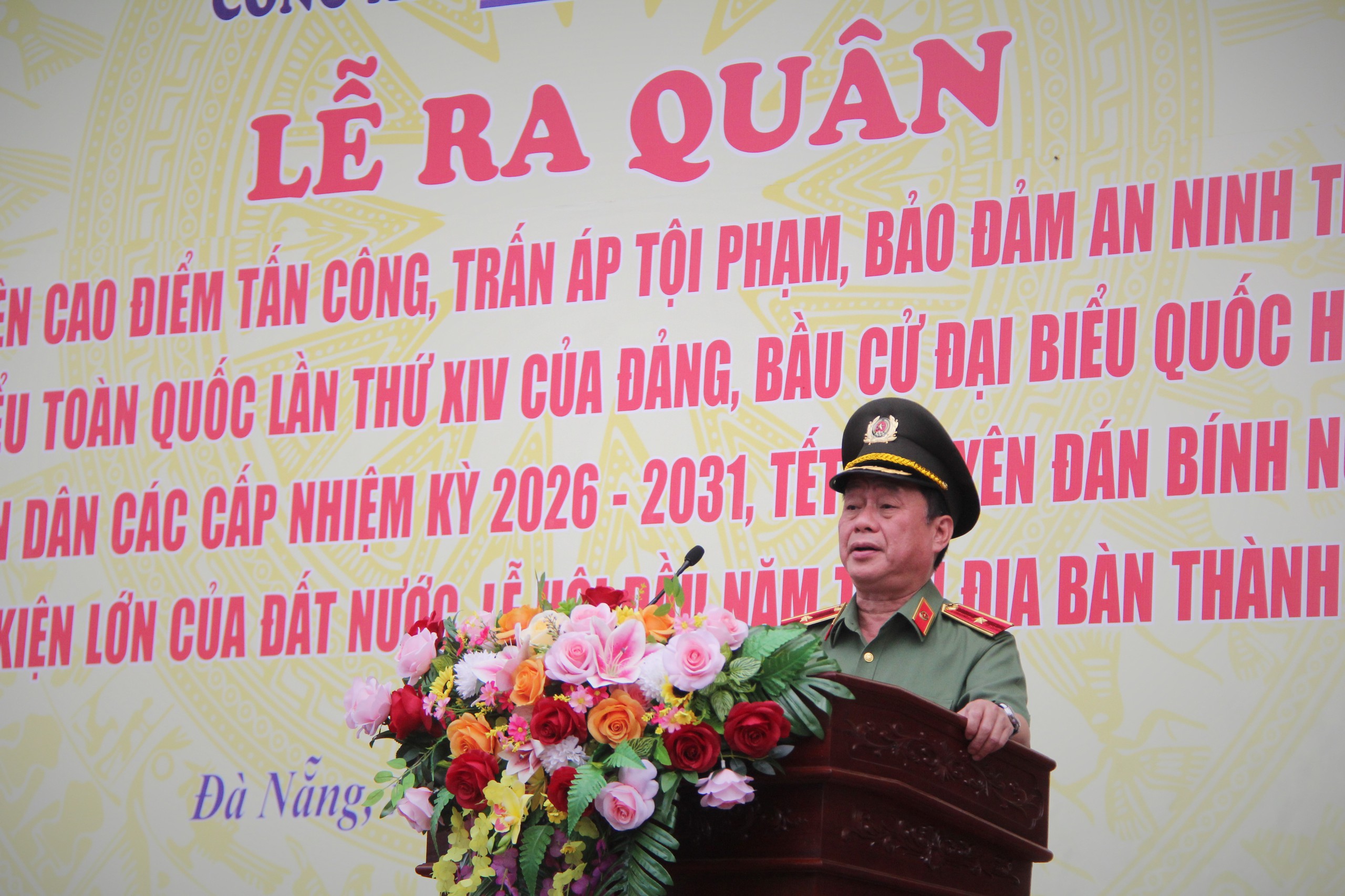 Công an Đà Nẵng ra quân cao điểm bảo đảm an ninh trật tự trước các sự kiện trọng điểm - Ảnh 5. Công an Đà Nẵng ra quân cao điểm bảo đảm an ninh trật tự trước các sự kiện trọng điểm - Ảnh 5.