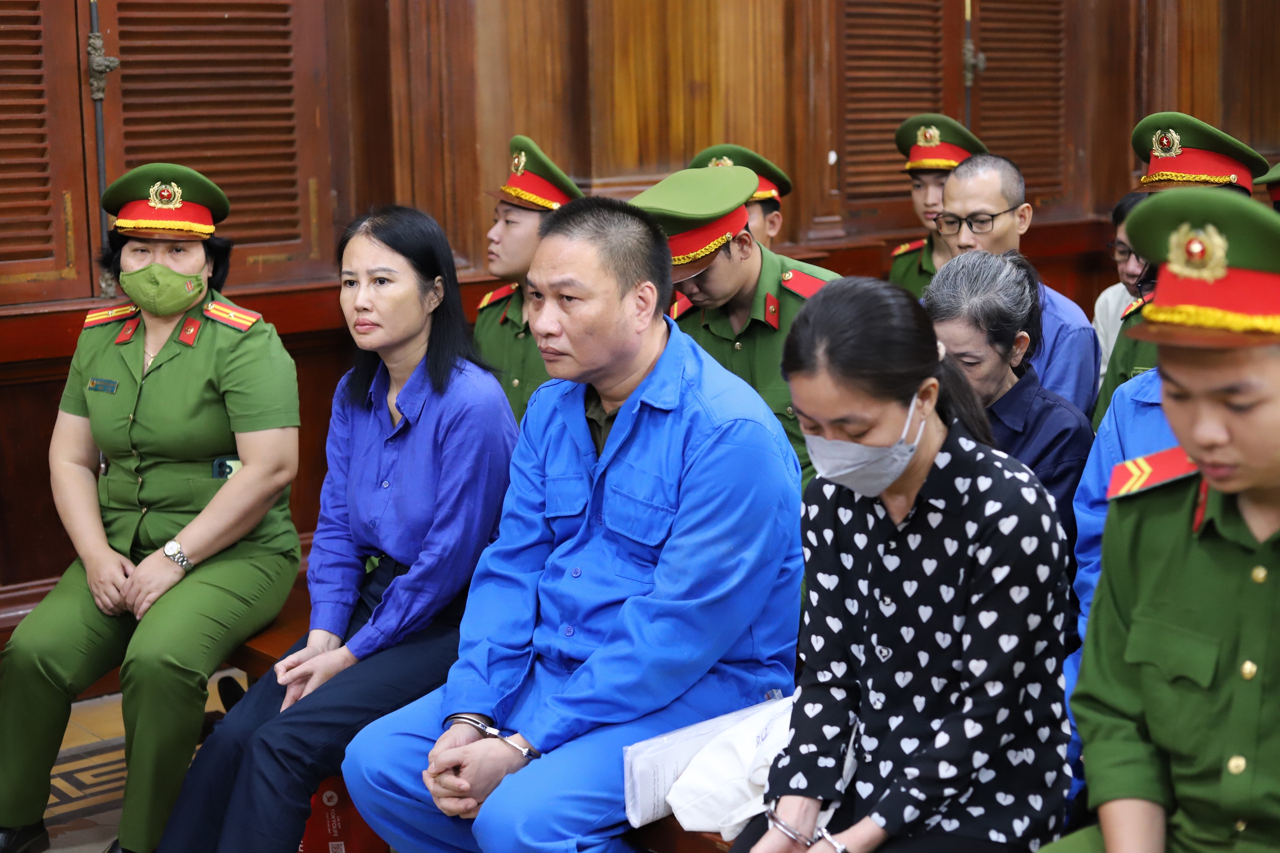 Vì sao họ rơi vào "bẫy" AIC? - Ảnh 1.