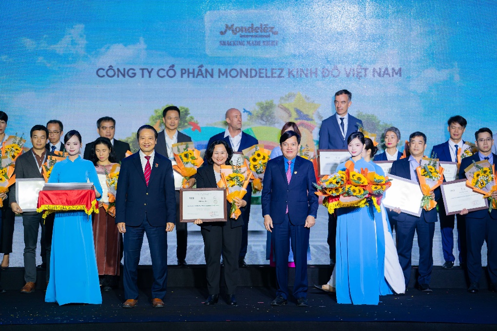 Mondelez Kinh Đô lần thứ tư vào Top 100 Doanh nghiệp phát triển bền vững Việt Nam - Ảnh 1.