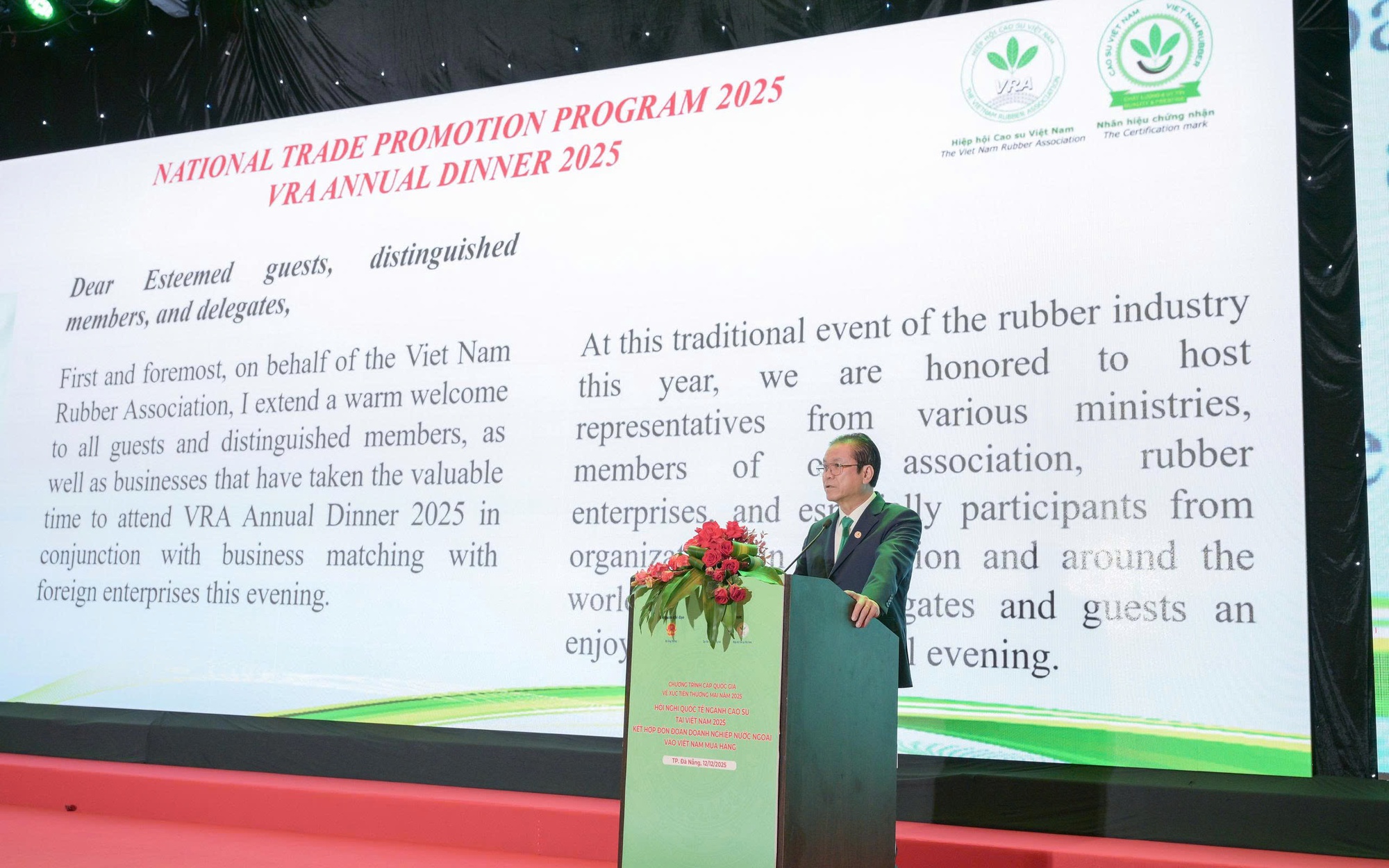 Xuất nhập khẩu 2025 lập kỷ lục 920 tỉ USD, Việt Nam vào top 15 nền thương mại lớn nhất thế giới - Ảnh 2.