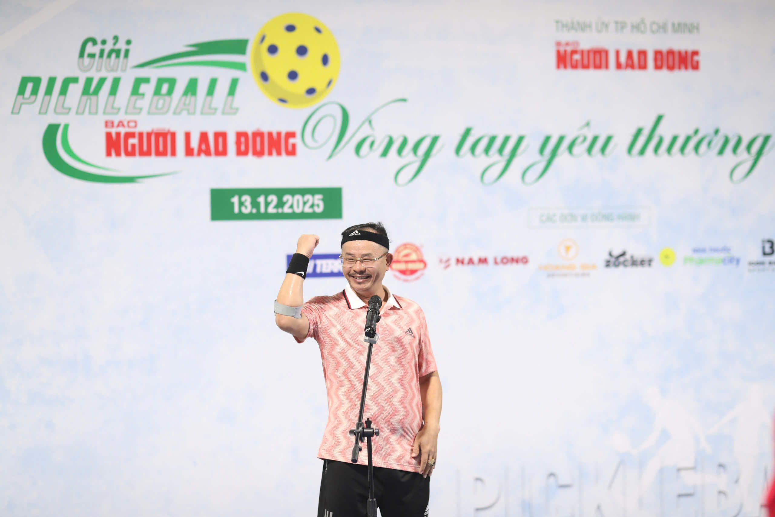 Sôi nổi khai Mạc Giải Pickleball “Vòng Tay Yêu Thương” - Ảnh 9.