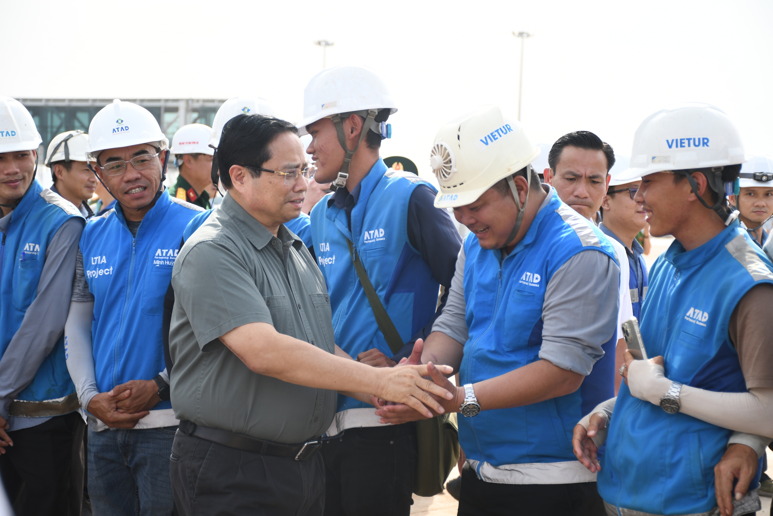 Thủ tướng Phạm Minh Chính kiểm tra sân bay Long Thành trước chuyến bay kỹ thuật đầu tiên - Ảnh 2.