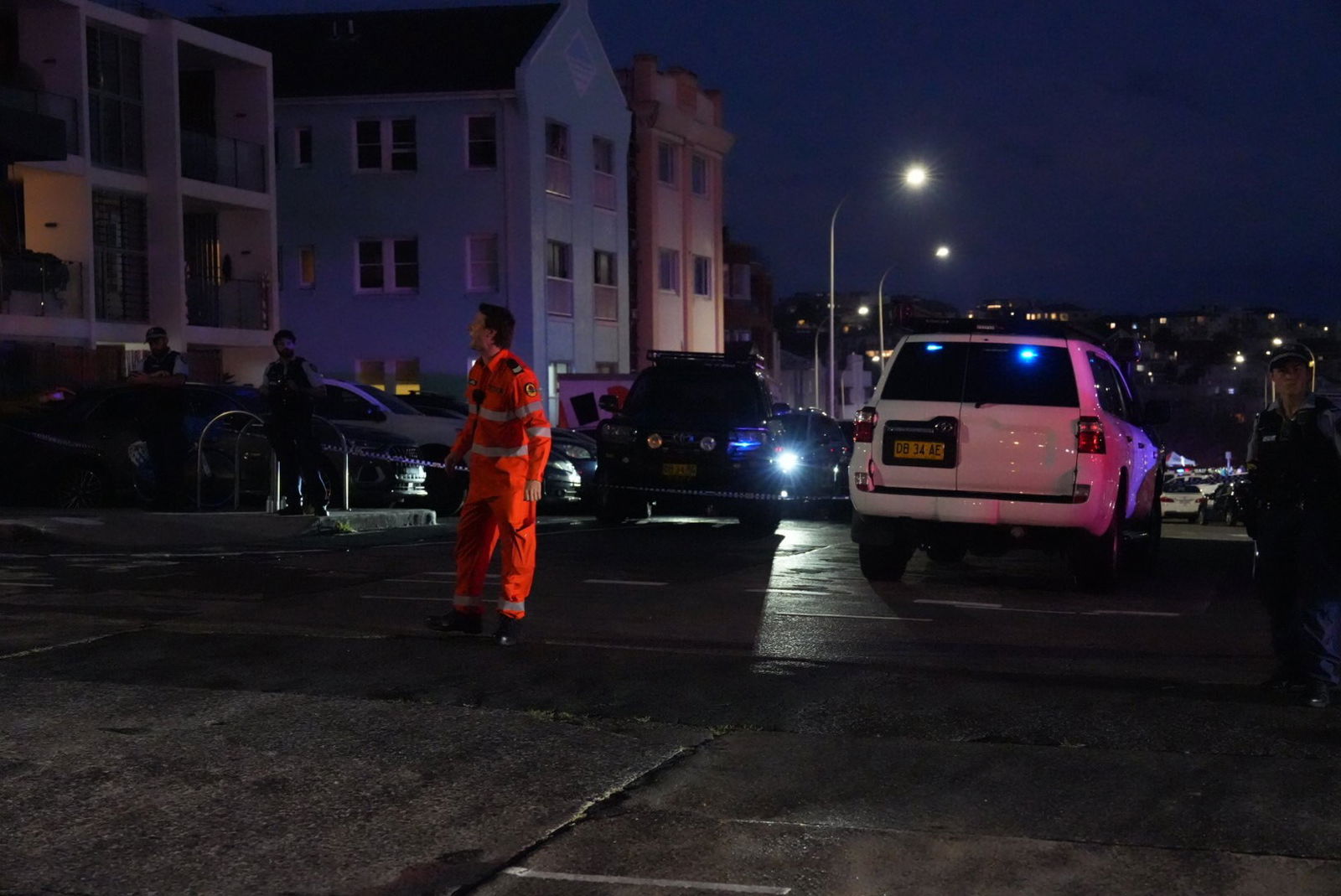 Xả súng tại bãi biển Úc, nhiều người thiệt mạng - Ảnh 2.