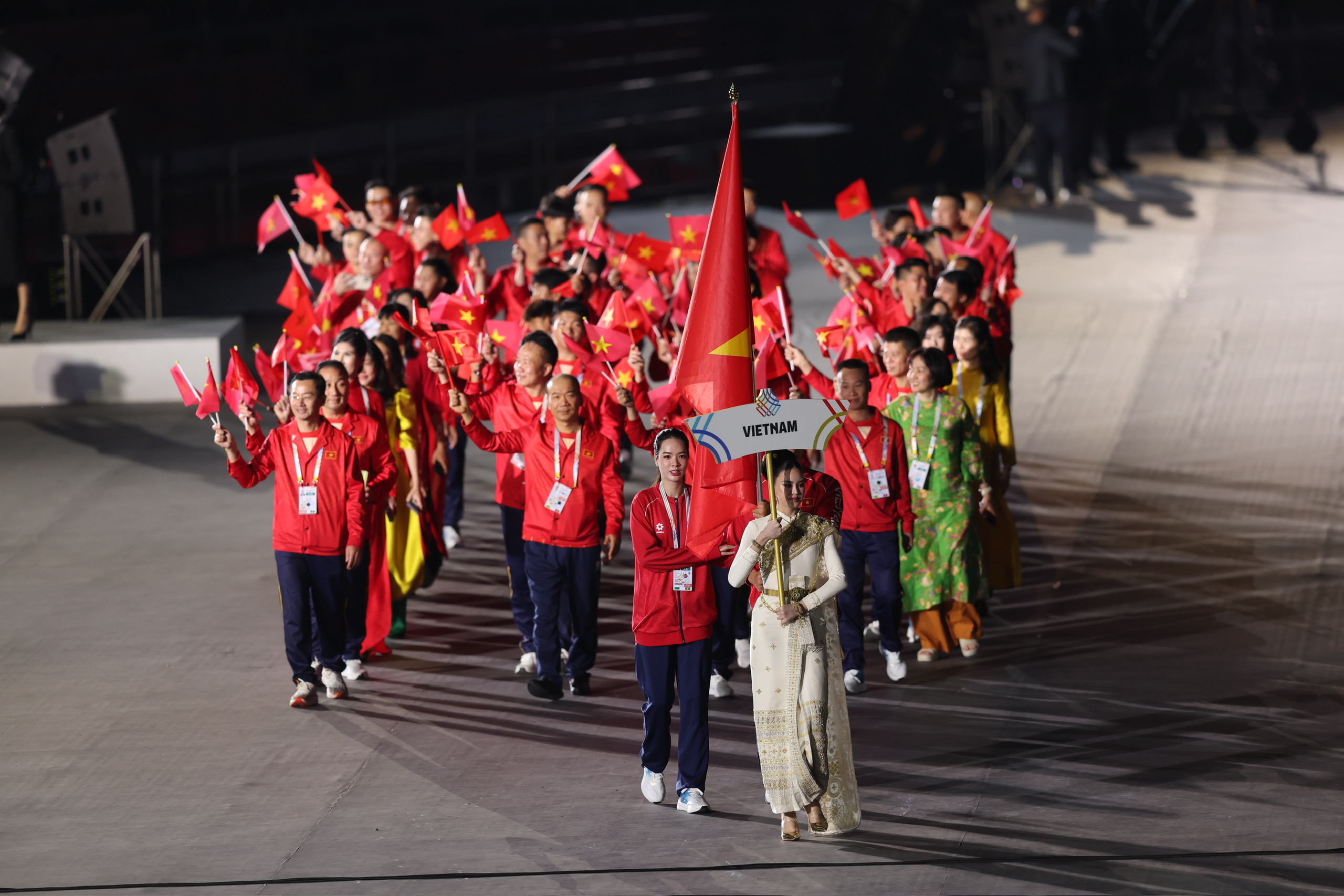 Thái Lan xin lỗi vụ bản đồ Việt Nam bị hiển thị sai ở khai mạc SEA Games 33 - Ảnh 1.