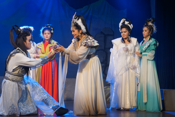 Голосування за 31-шу церемонію вручення премії Май Ванг – 2025 – Категорія «Виступ»: Постійно захоплюючи смаки публіки – Фото 3. Bầu chọn giải Mai Vàng lần thứ 31-2025 - Hạng mục vở diễn: Không ngừng nắm bắt thị hiếu - Ảnh 3.