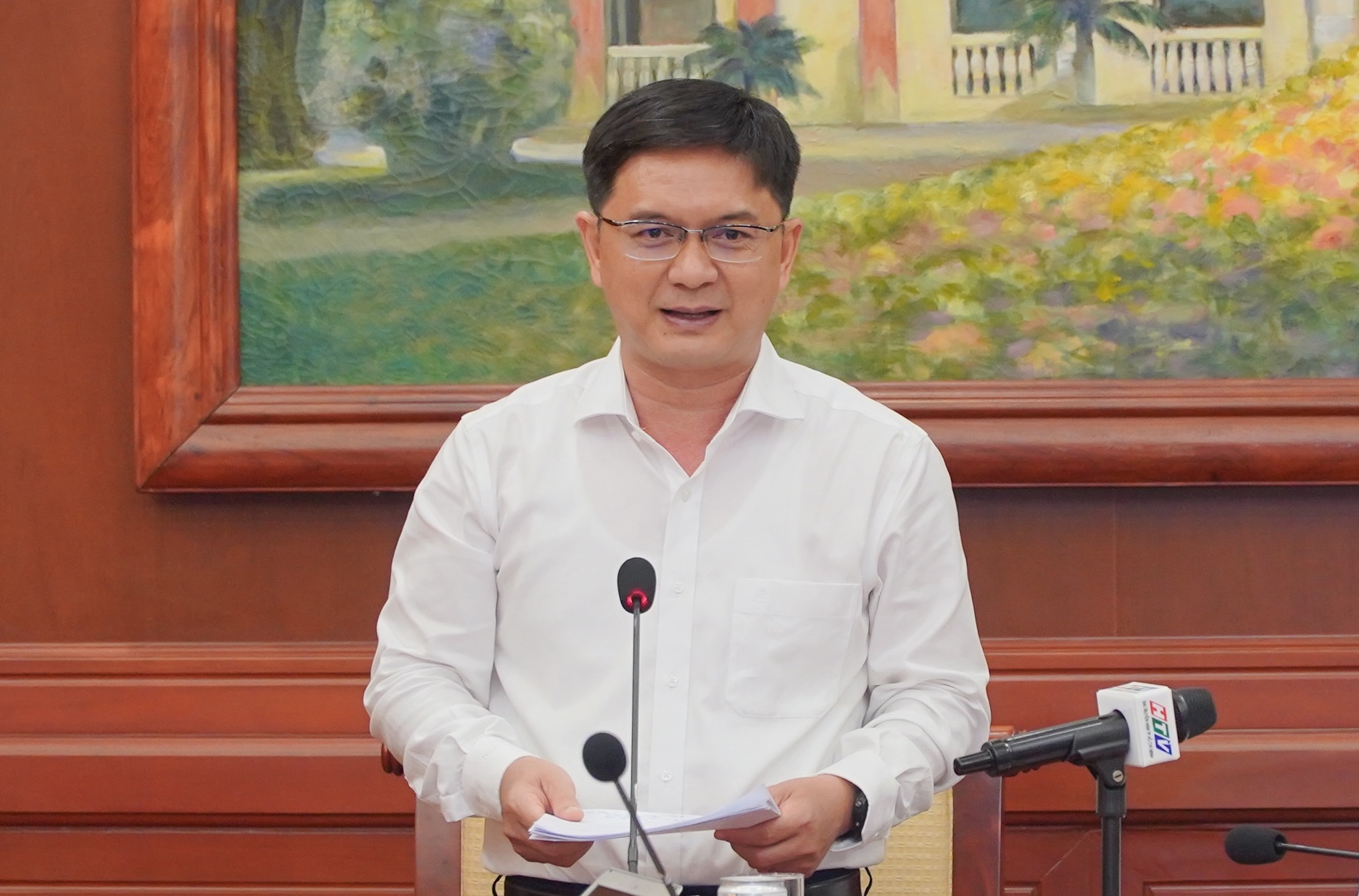 B&iacute; thư Th&agrave;nh ủy TPHCM x&uacute;c động trước những việc rất nhỏ v&igrave; d&acirc;n - Ảnh 6.