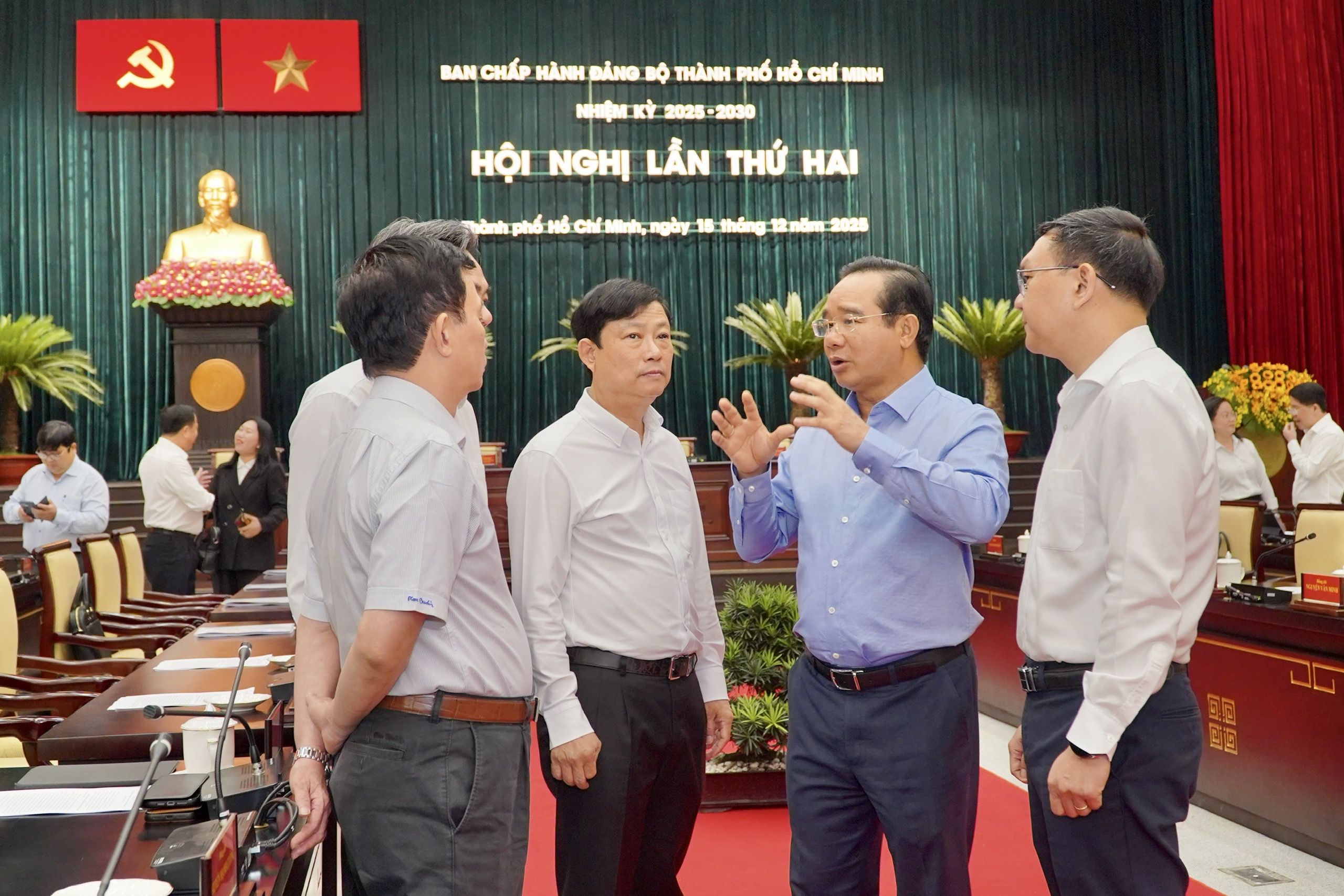 Hội nghị Ban Chấp hành Đảng bộ TPHCM: Thời điểm then chốt cho chặng đường 2025-2030 - Ảnh 7.