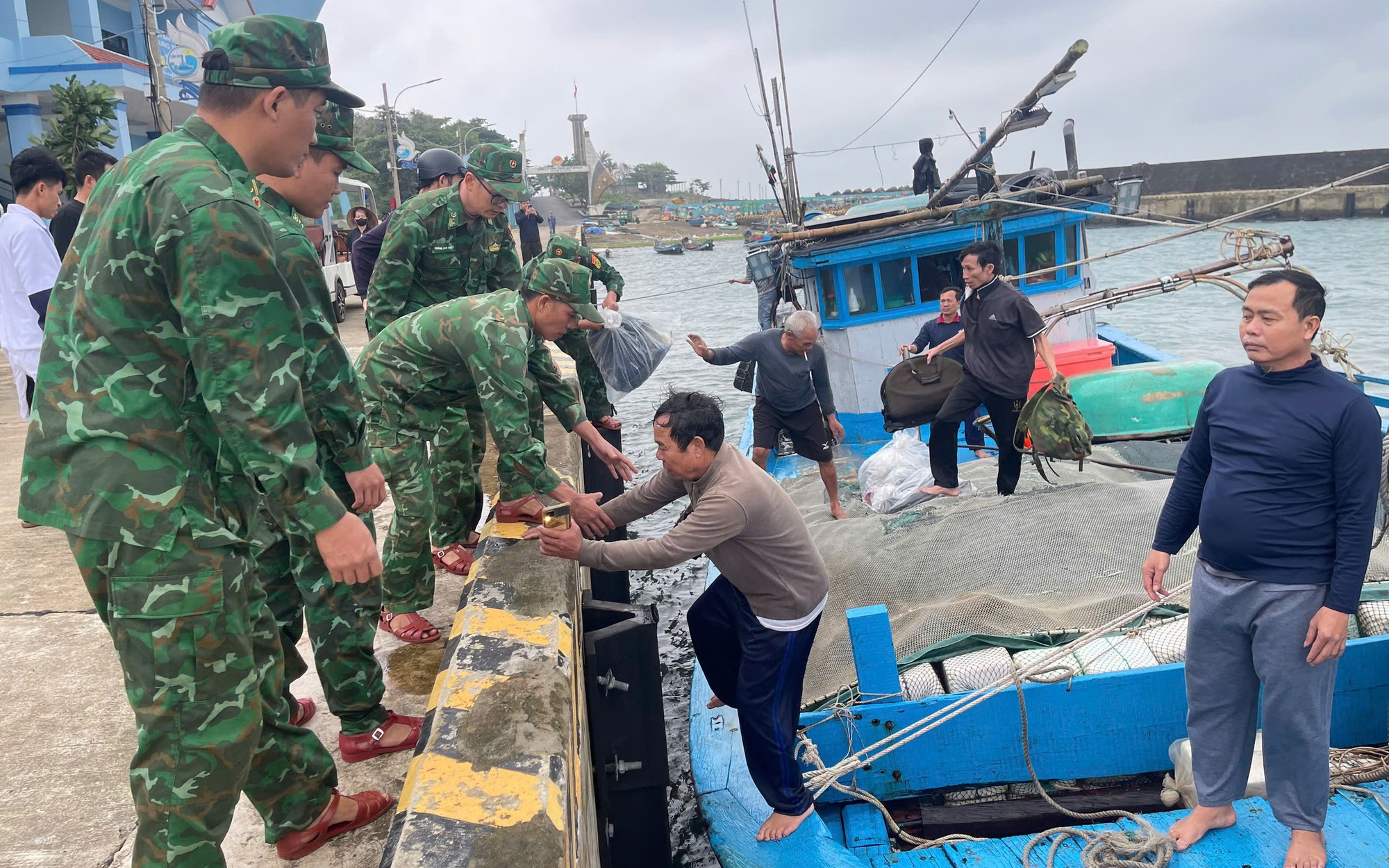 Ngư d&acirc;n quyết bỏ nghề khai th&aacute;c hủy diệt - Ảnh 3.