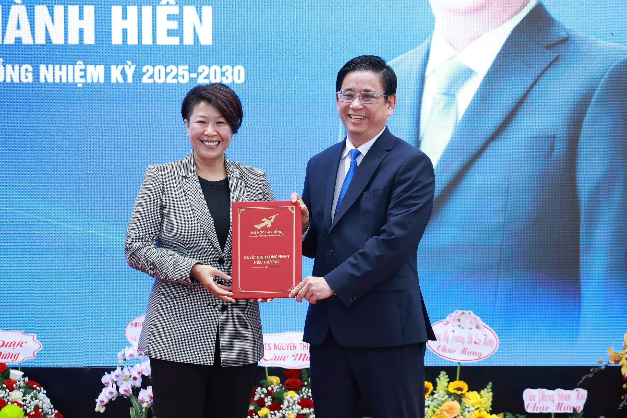 PGS.TS Lâm Thành Hiển tiếp tục giữ chức Hiệu trưởng Trường Đại học Lạc Hồng nhiệm kỳ 2025–2030 - Ảnh 2.