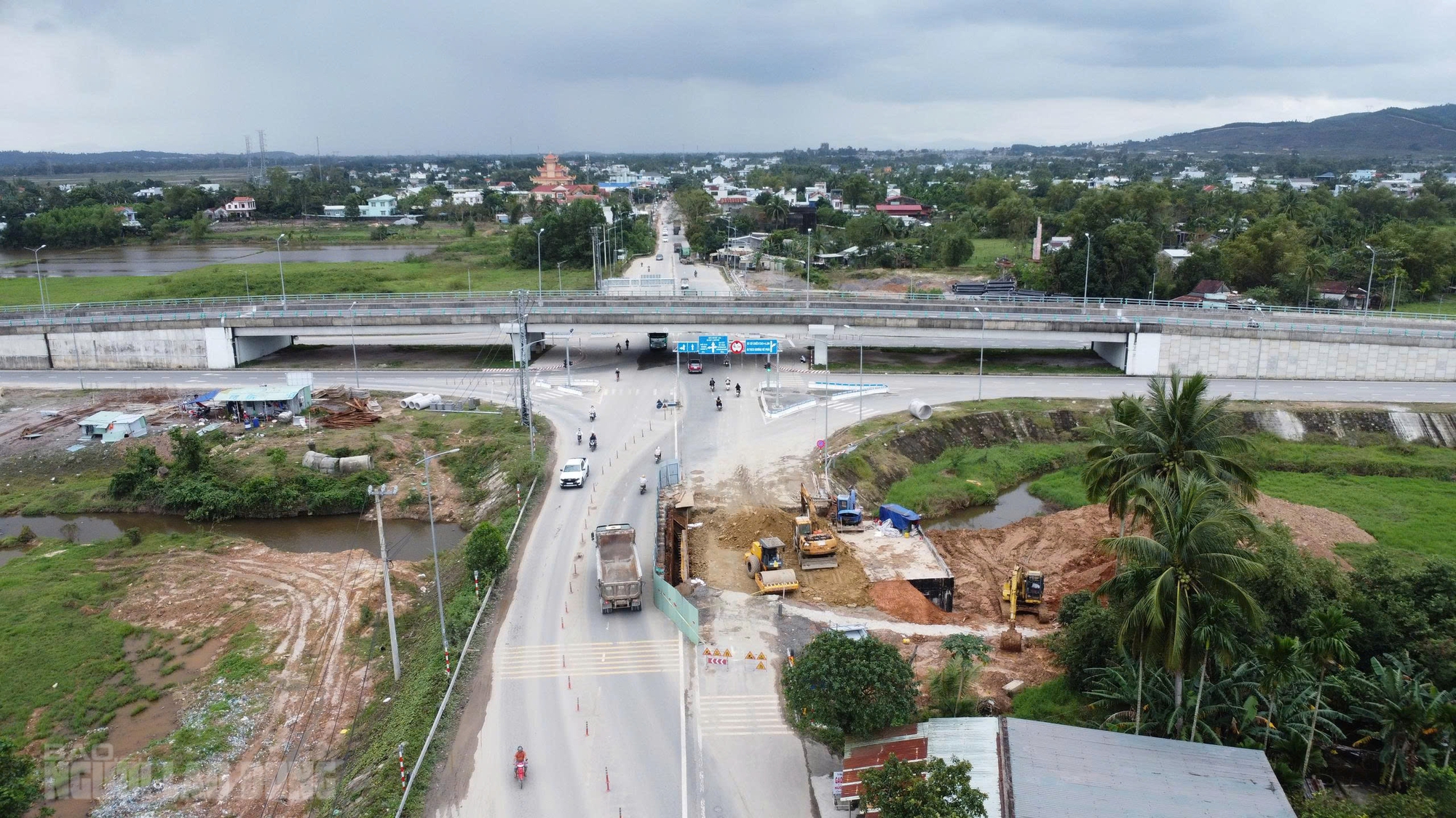 Cận cảnh tiến độ dự án hàng nghìn tỉ trên Quốc lộ 14B Đà Nẵng thi công chậm chạp - Ảnh 10. Cận cảnh tiến độ dự án hàng nghìn tỉ trên Quốc lộ 14B Đà Nẵng thi công chậm chạp - Ảnh 10.