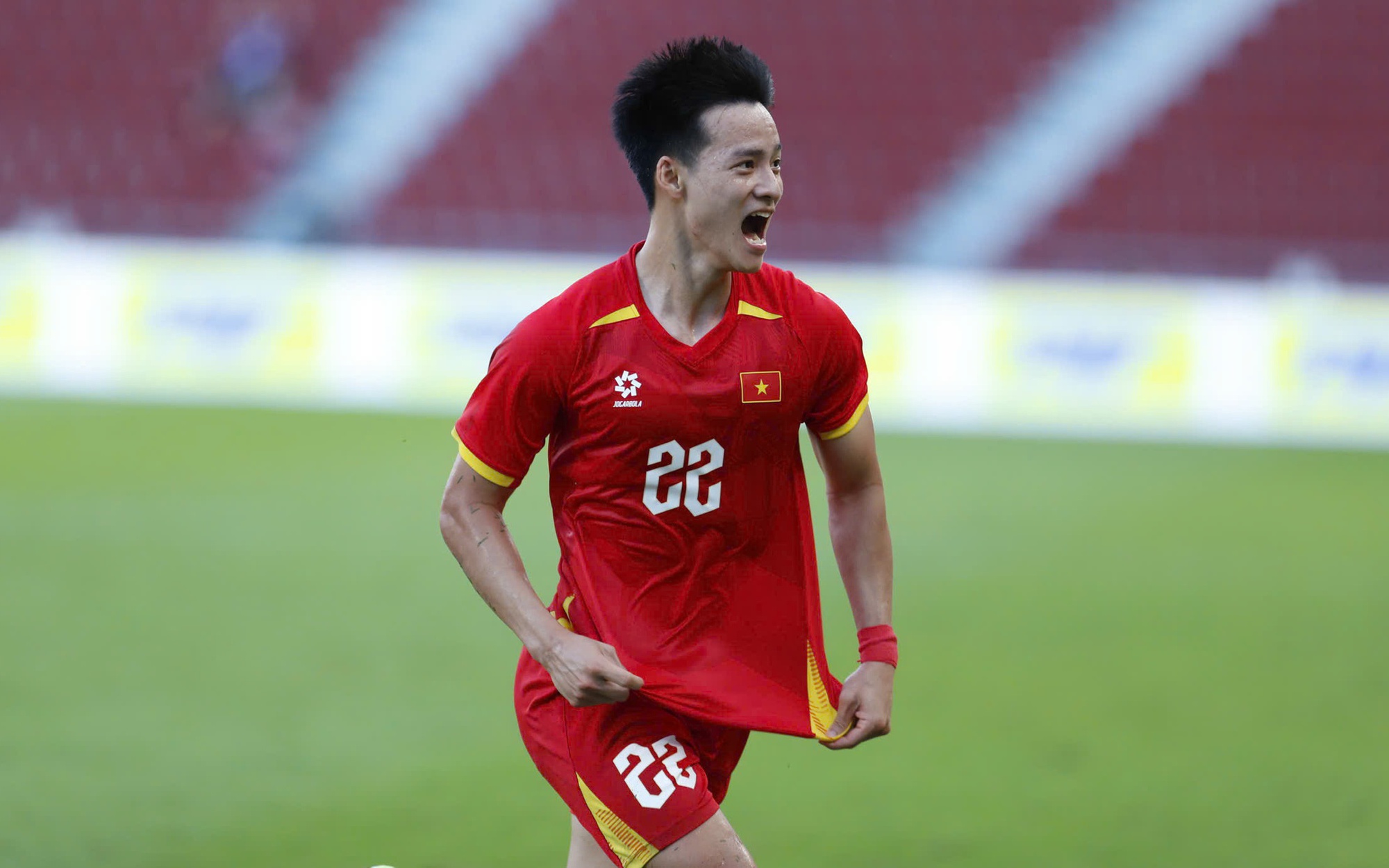 Nguyễn Thanh Nhàn - "Lộc xuân" trên hàng công tuyển Việt Nam - Ảnh 9.