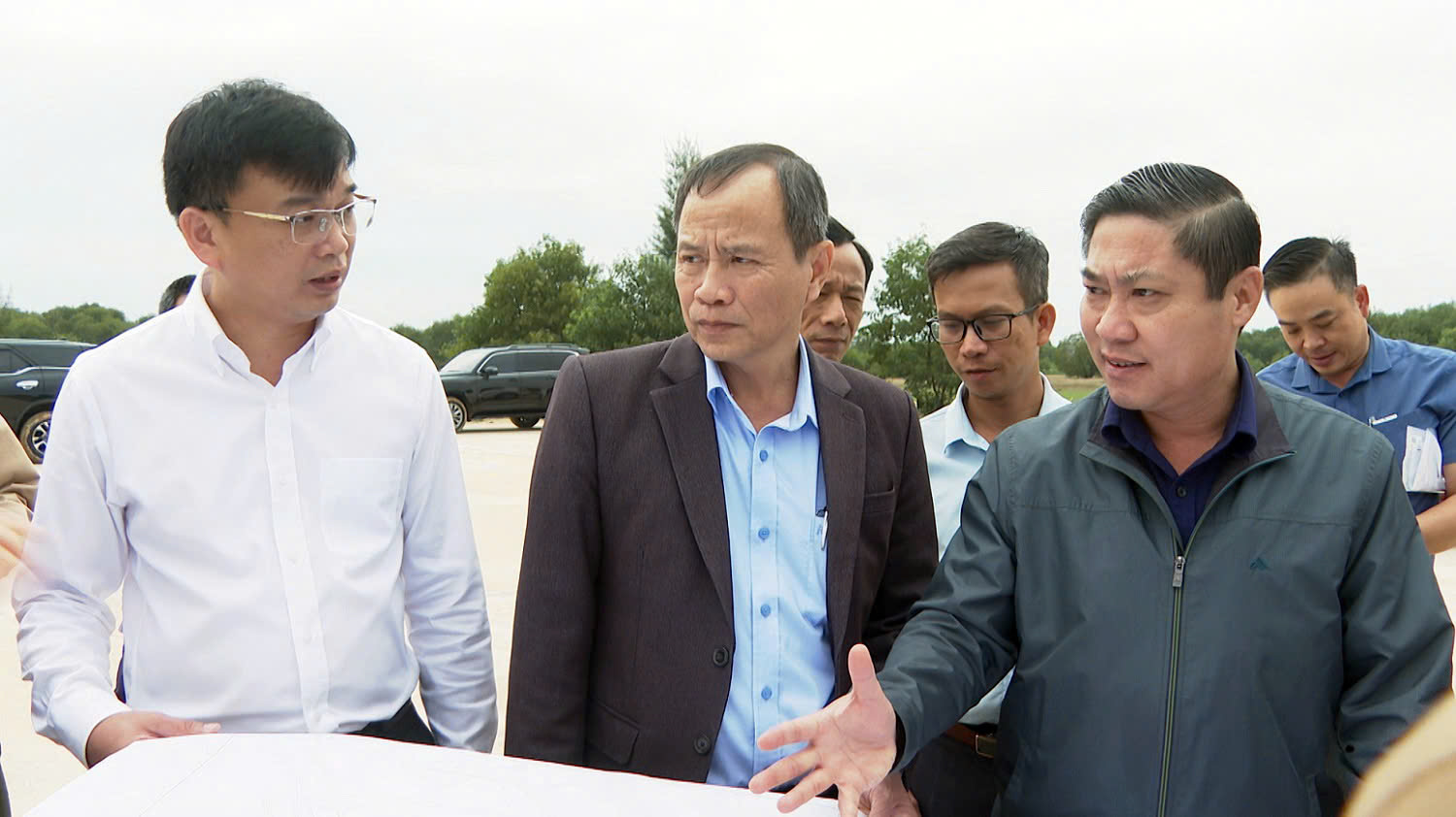 Shark Lê Hùng Anh khởi công dự án KCN Nam Thăng Bình 3 . 373 Tỉ tại Đà Nẵng - Ảnh 1. Shark Lê Hùng Anh khởi công dự án KCN Nam Thăng Bình 3 . 373 Tỉ tại Đà Nẵng - Ảnh 1.