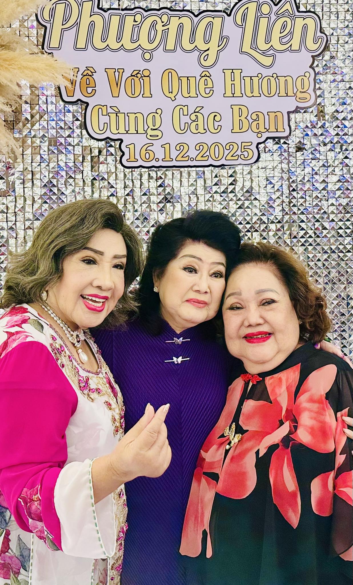 NS Phượng Liên hát lại "Nửa đời hương phấn" trong nỗi nhớ sân khấu không nguôi - Ảnh 3.