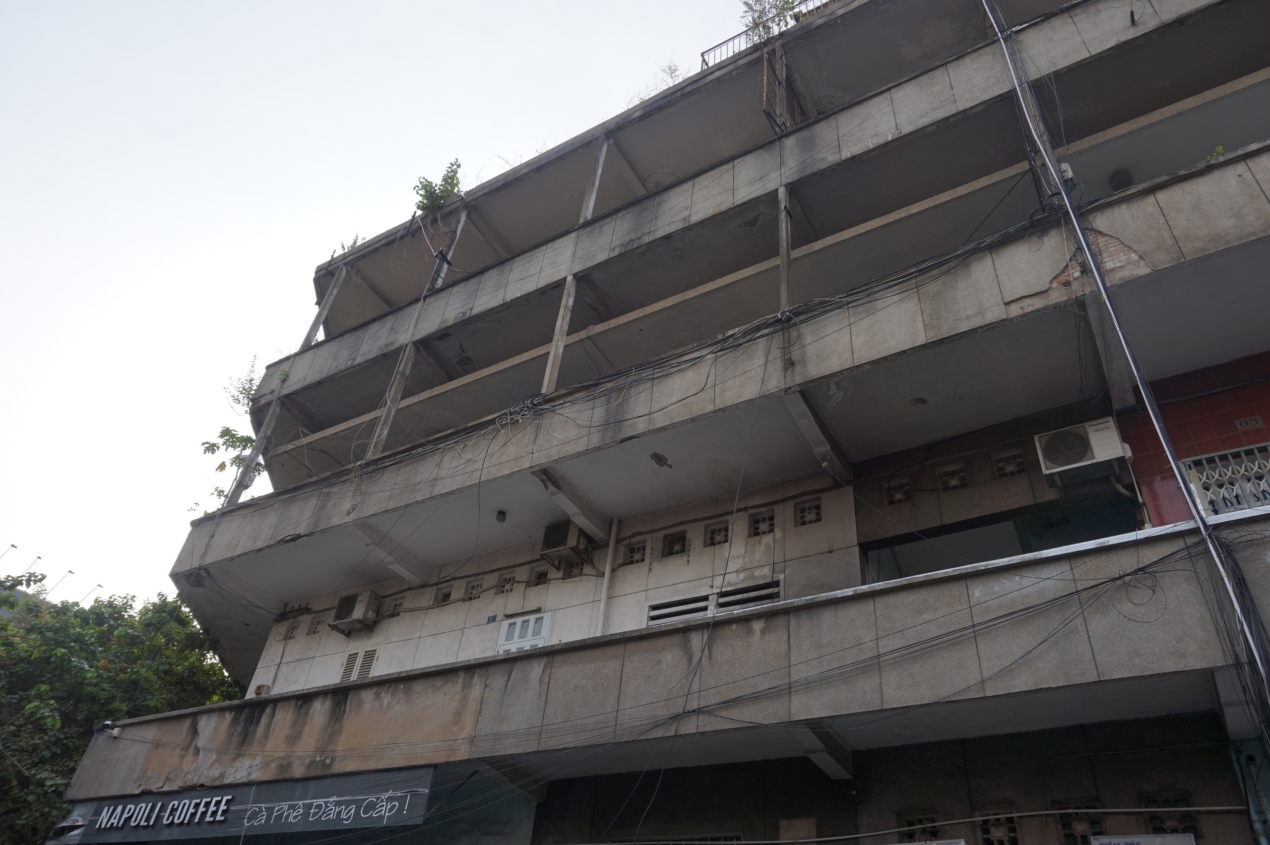 Bảo tàng sống giữa lòng TP HCM và thực trạng chung cư cấp D - Ảnh 8. Bảo tàng sống giữa lòng TP HCM và thực trạng chung cư cấp D - Ảnh 8.