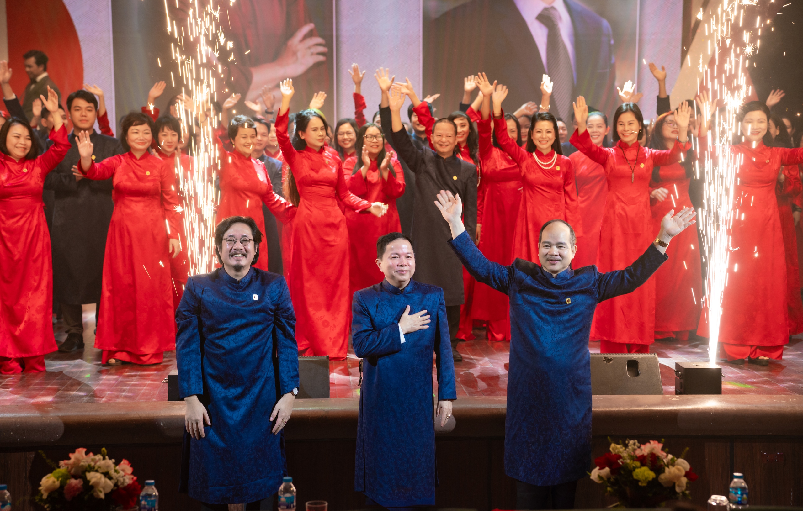 Trường Đại học Sân khấu – Điện ảnh Hà Nội: 45 năm bền bỉ vun đắp "cái nôi" của nghệ thuật Việt - Ảnh 2.