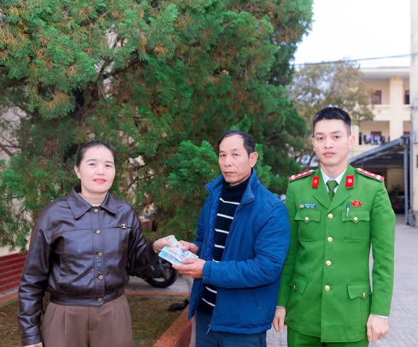 - Ảnh 1. - Ảnh 1.