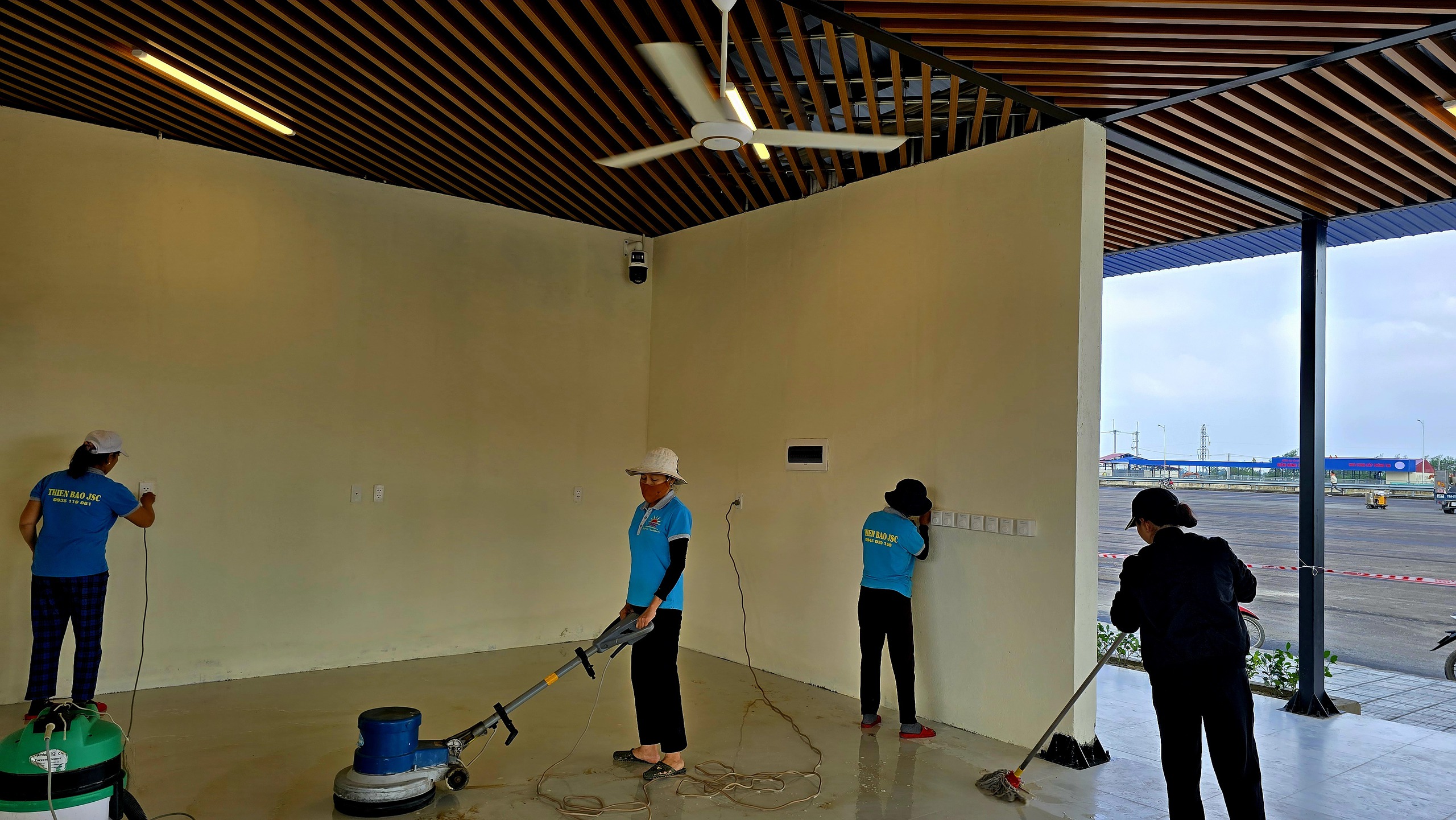 Điểm dừng xe đầu tiên trên cao tốc Đà Nẵng - Quảng Ngãi sắp khai thác - Ảnh 4.