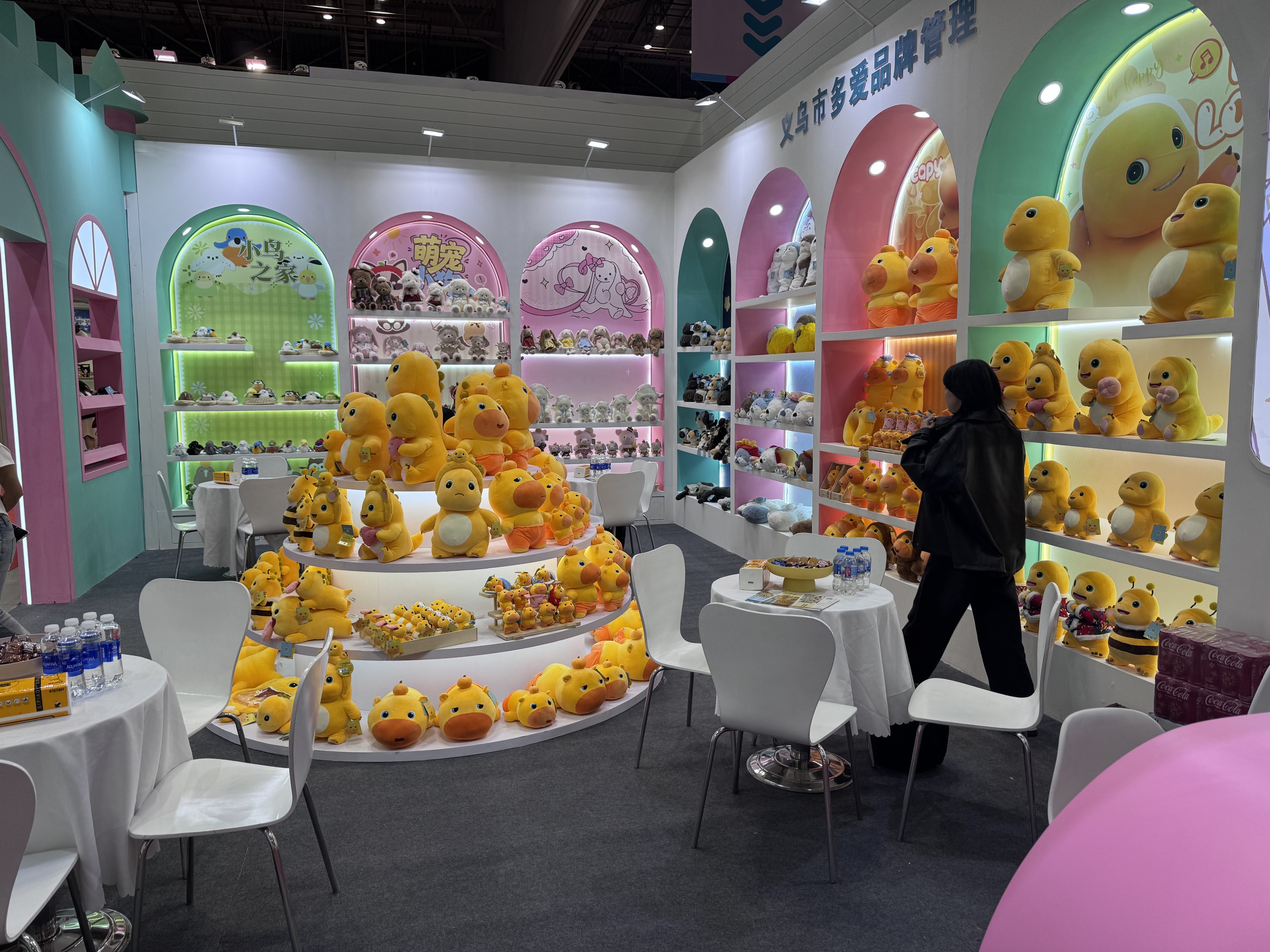 Triển lãm đồ chơi trẻ em và quà tặng tại TP HCM thu hút hàng ngàn khách tham quan - Ảnh 4. Triển lãm đồ chơi trẻ em và quà tặng tại TP HCM thu hút hàng ngàn khách tham quan - Ảnh 4.