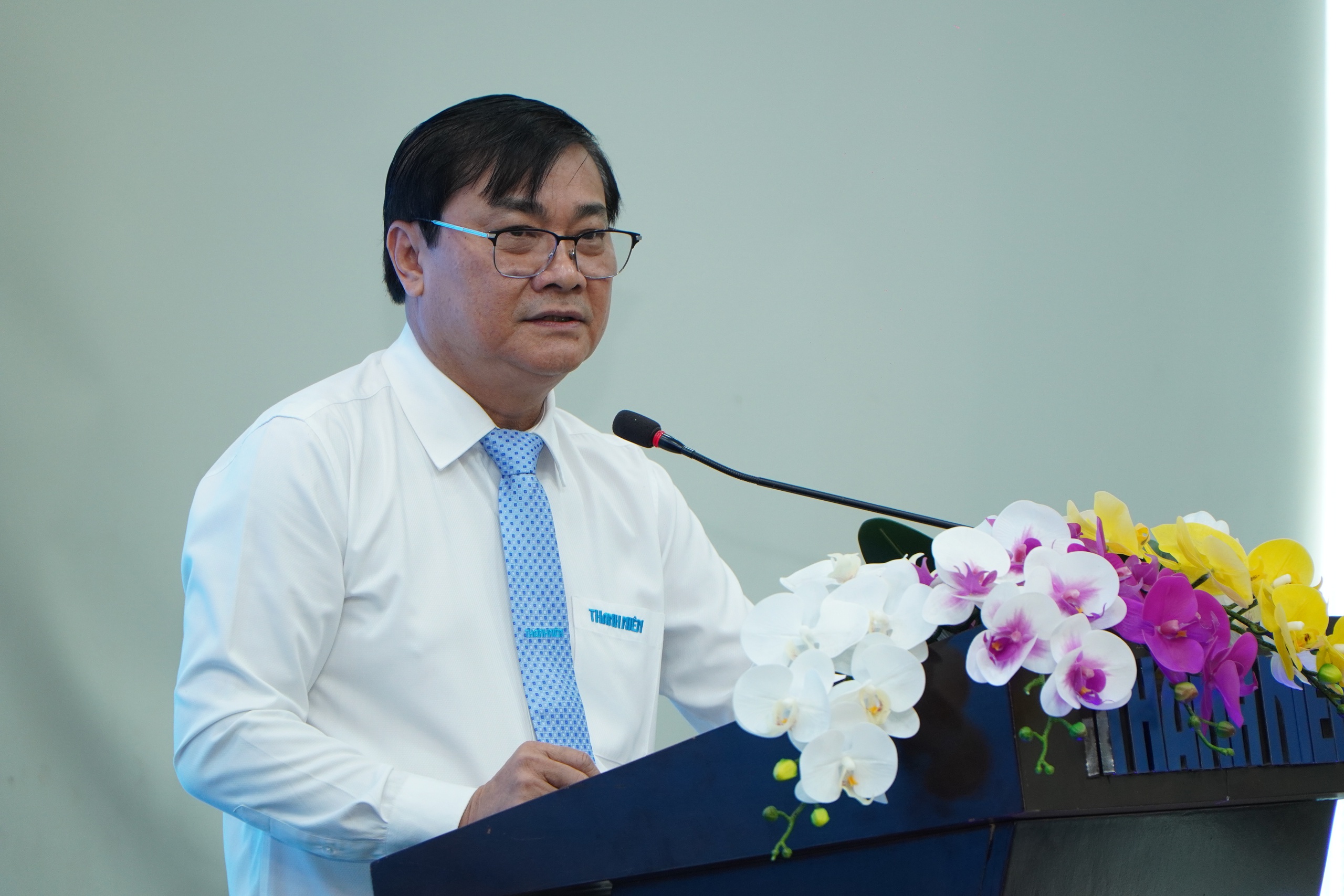 Báo Thanh Niên trao giải cuộc thi Sống Đẹp lần 5: Đong đầy cảm xúc - Ảnh 1.