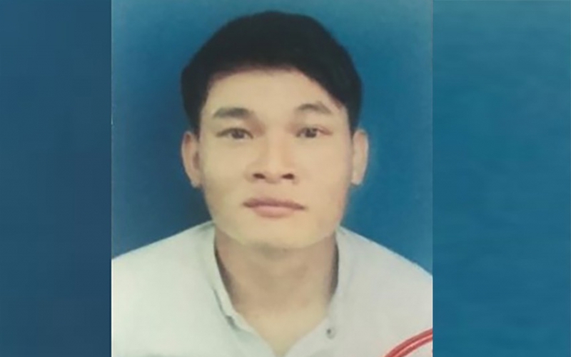 Bắt đối tượng giang hồ cộm c&aacute;n lẩn trốn trong nh&agrave; trọ - Ảnh 2.