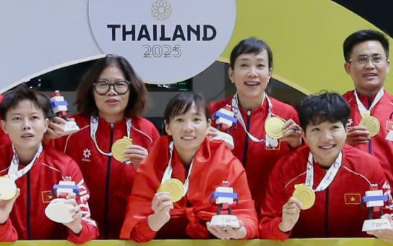 Thùy Trang chia sẻ về HCV lịch sử của futsal nữ Việt Nam - Ảnh 2.