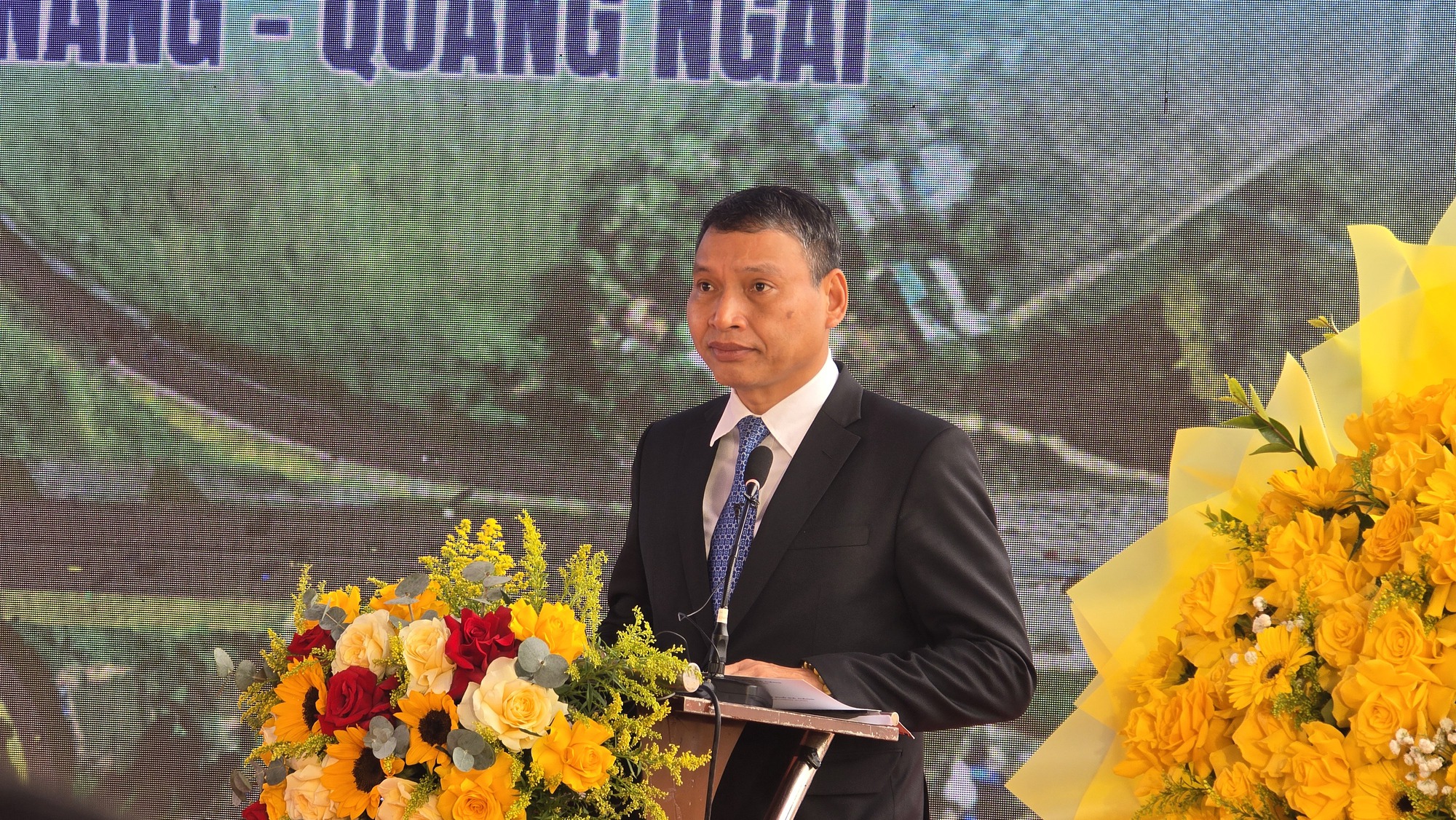 CLIP: Khởi công nút giao Quốc lộ 14B với tuyến cao tốc Đà Nẵng - Quảng Ngãi - Ảnh 4.