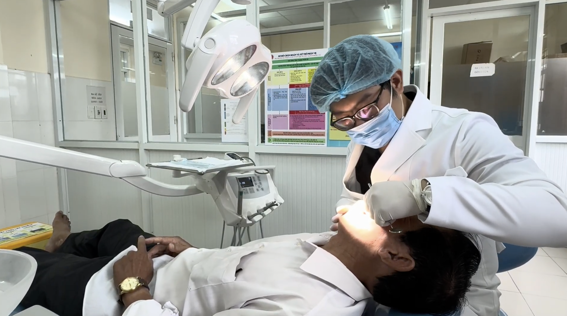 Bệnh viện Từ Dũ cơ sở 2: 3 tuần thử vận hành thử nghiệm lượt khám tăng 4 lần, chuyển viện giảm mạnh - Ảnh 11.