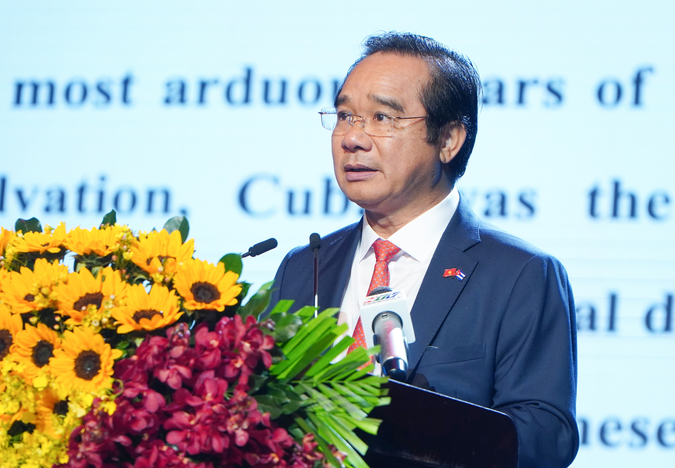 Kỷ niệm 65 năm ngày thiết lập quan hệ ngoại giao giữa Việt Nam và Cuba  - Ảnh 2.