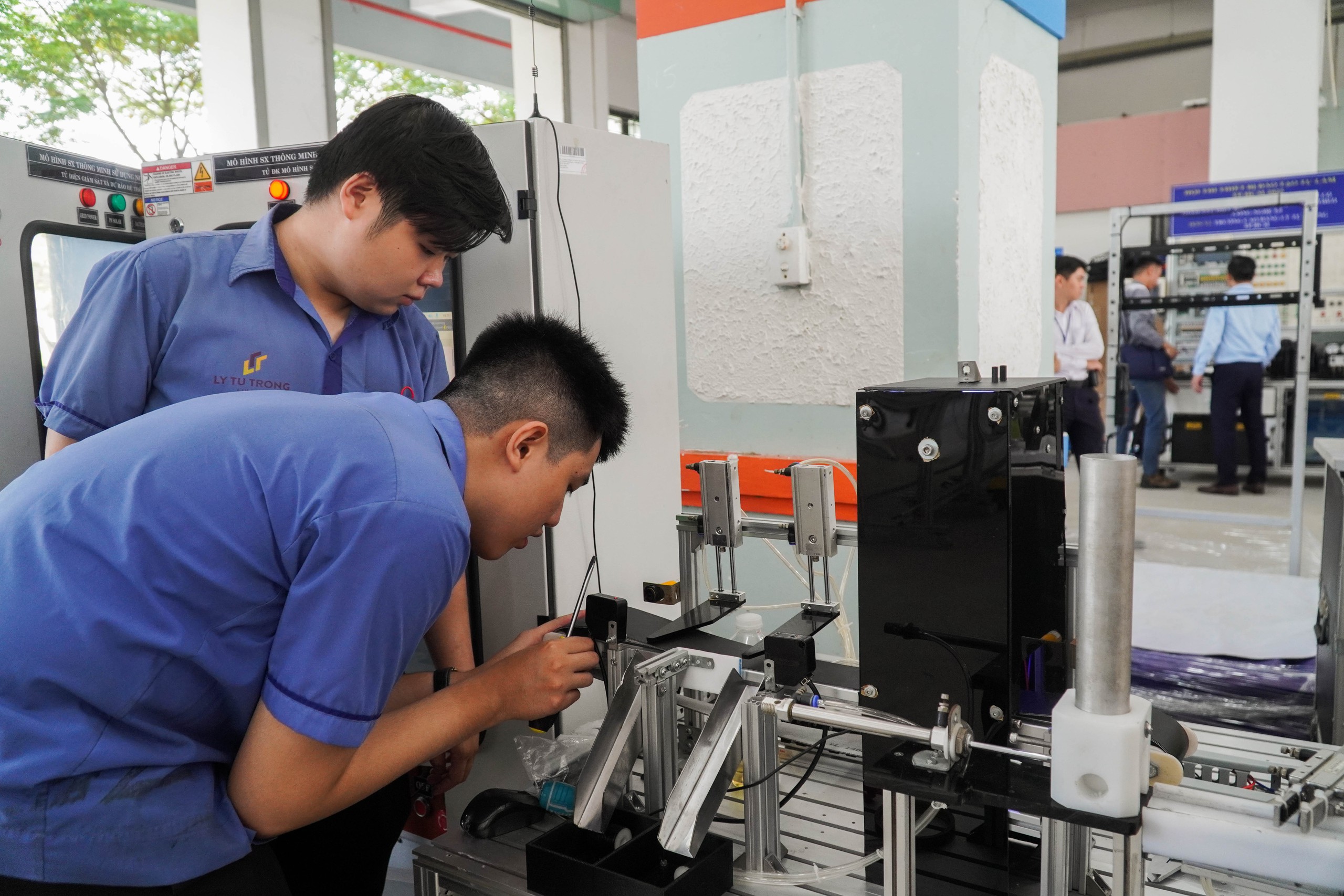 Đã mắt với những mô hình tại Hội thi Thiết bị đào tạo tự làm TP HCM - Ảnh 8.