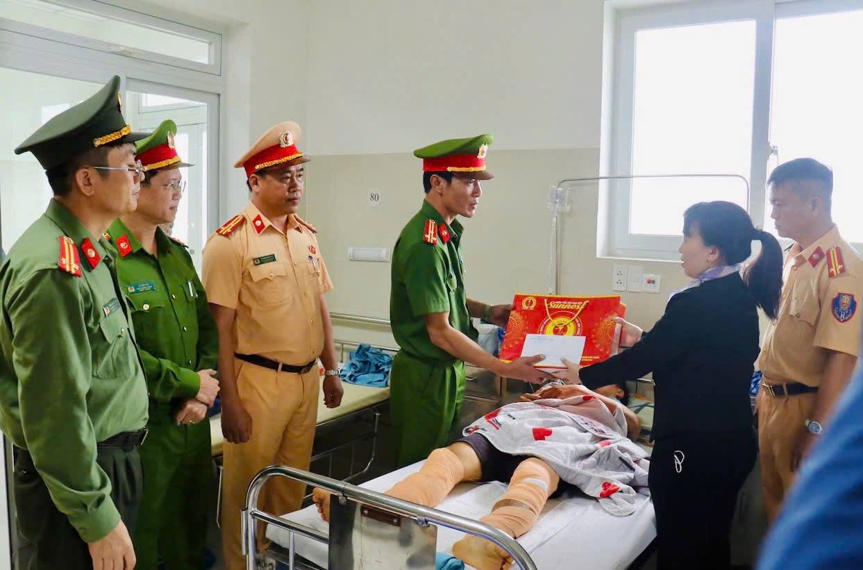 Thanh niên tông gãy chân CSGT ở Đà Nẵng trong Khi làm nhiệm vụ - Ảnh 1.