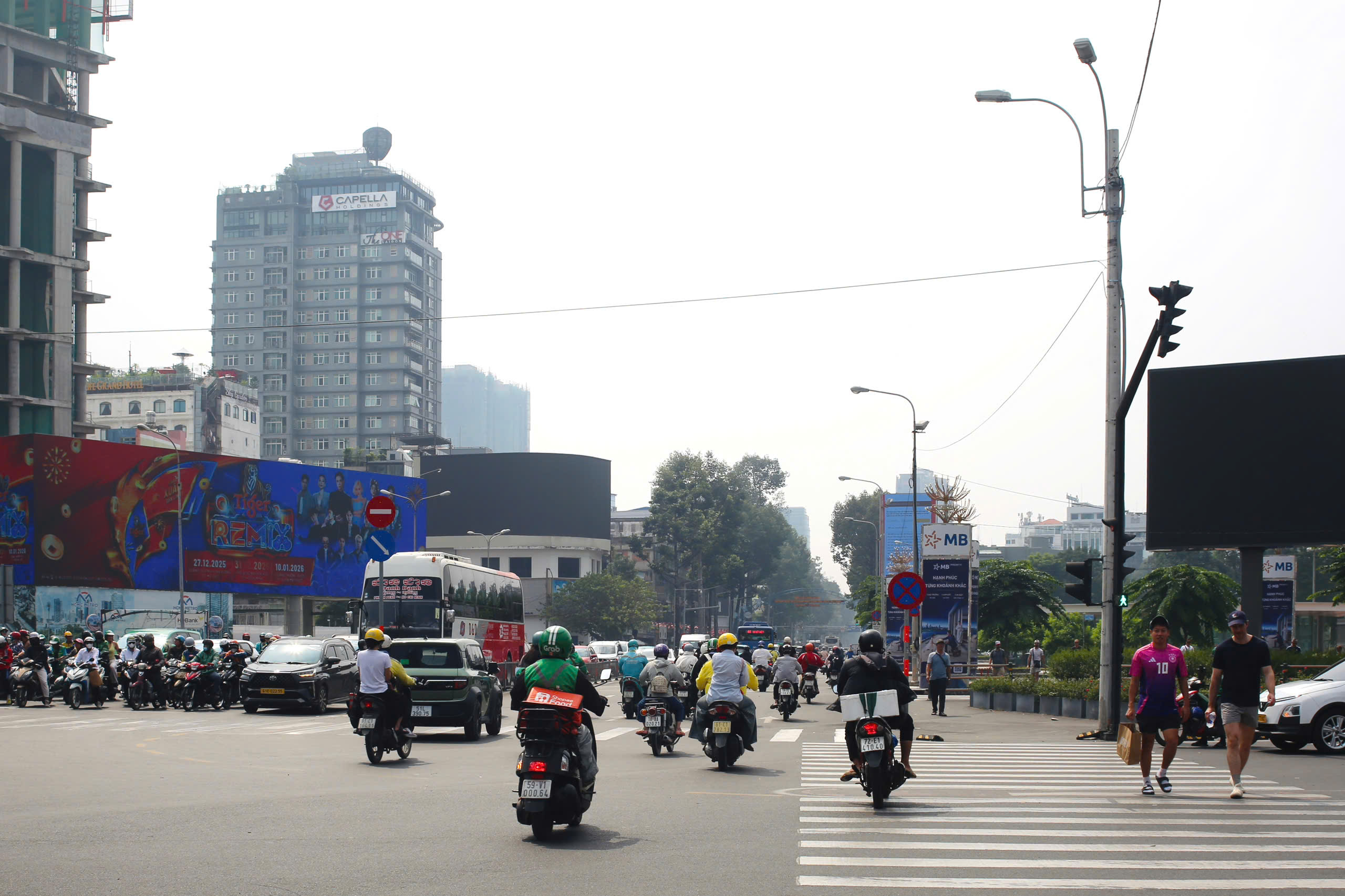 Dự báo thời tiết hôm nay, 21-12: Người dân ở TPHCM lưu ý bảo vệ sức khỏe - Ảnh 1.