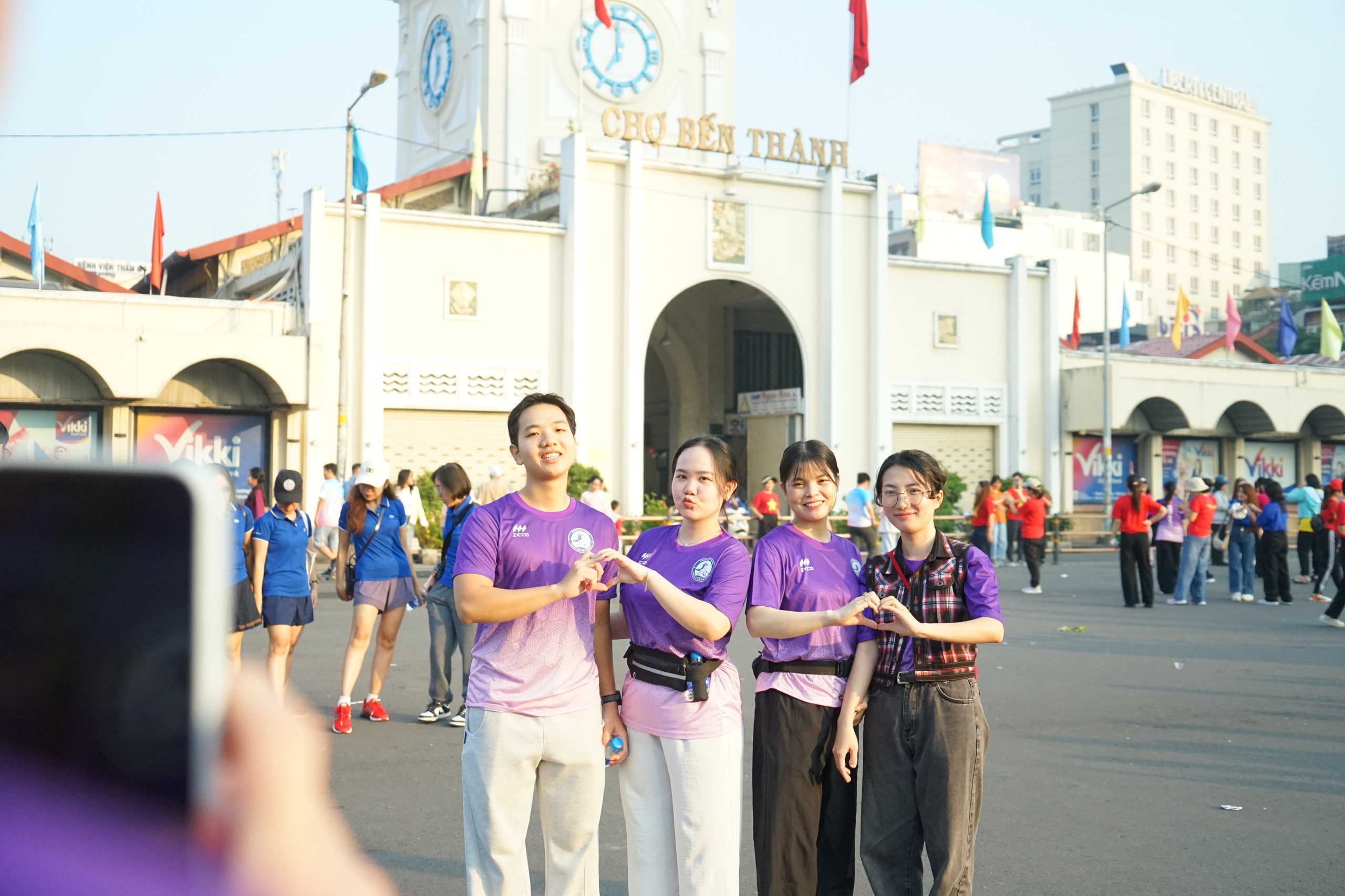 Người trẻ Bến Thành lan tỏa yêu thương vì người nghèo - Ảnh 2.