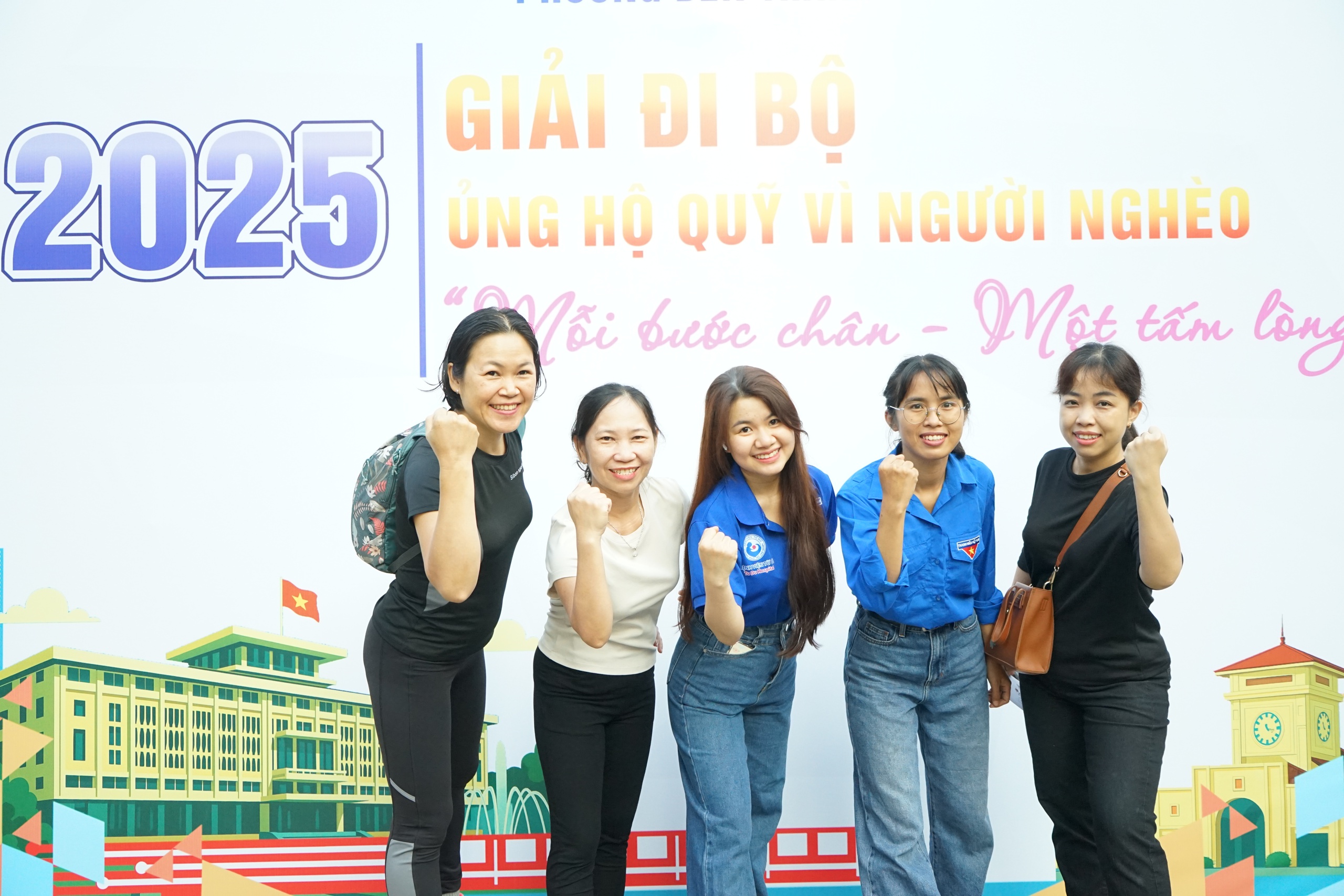 Người trẻ Bến Thành lan tỏa yêu thương vì người nghèo - Ảnh 4.