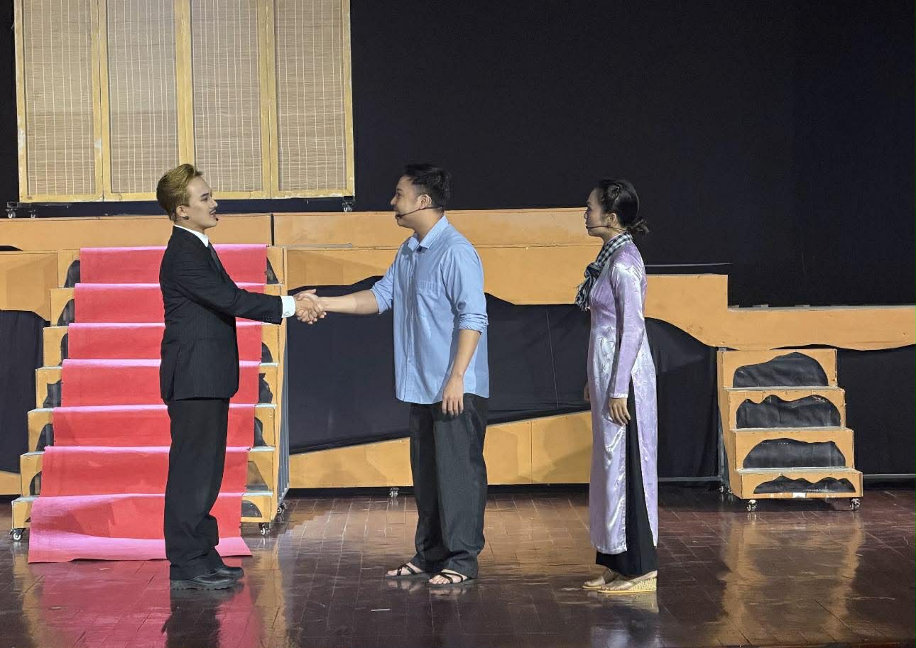 "Khát vọng bình yên" – dấu ấn nghệ thuật chính luận thăng hoa tại Bà Rịa - Ảnh 3.