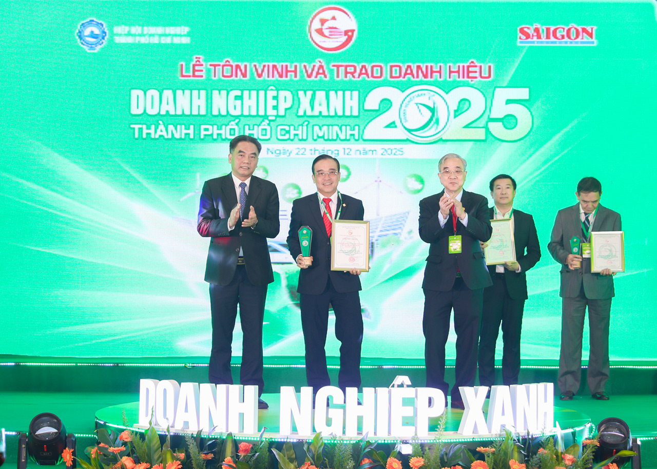 Chiến lược xanh hóa mang tính hệ thống của nhà bán lẻ thuần Việt - Ảnh 3.