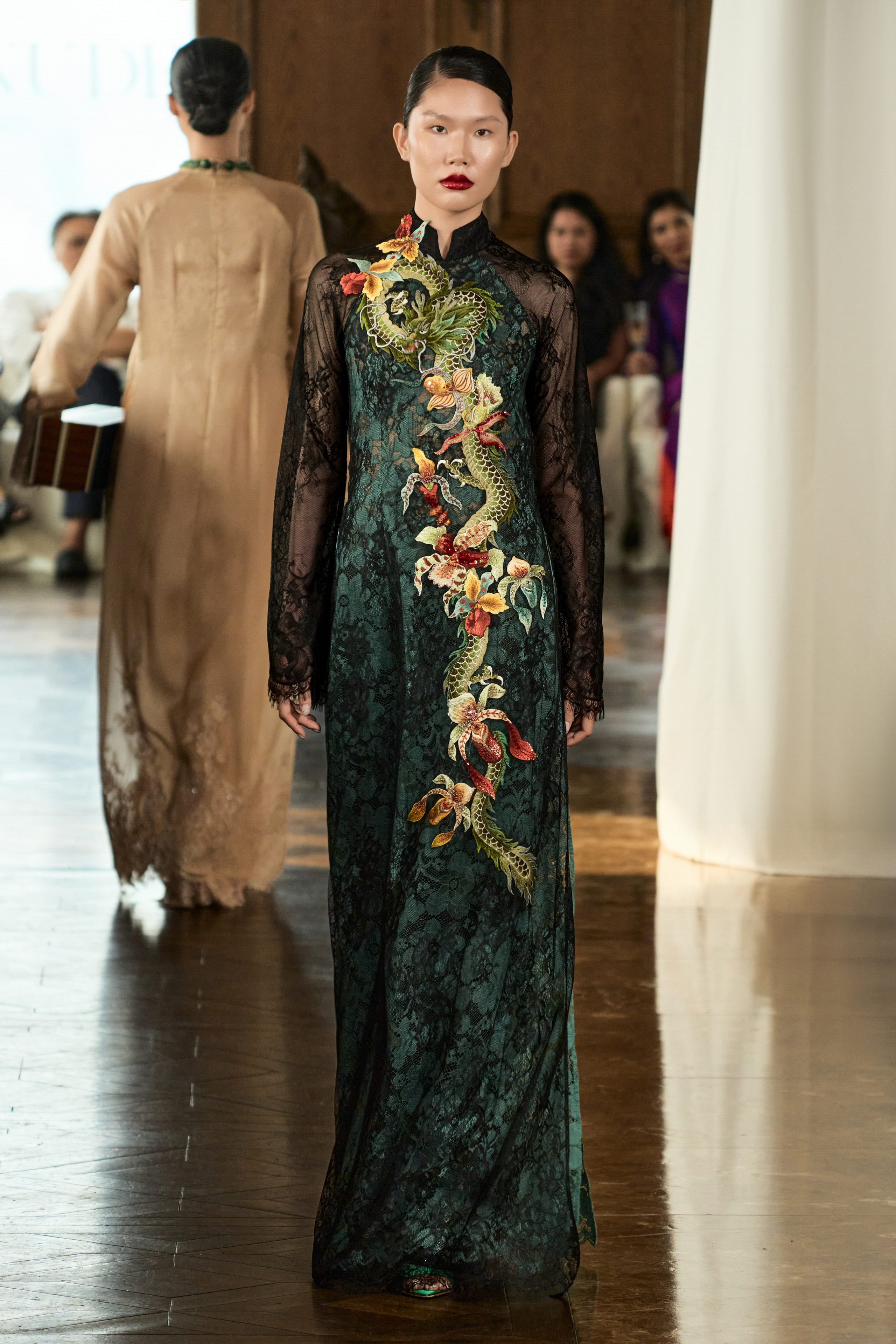 Những khái niệm ấn tượng ở Maison Denude - Ảnh 1.