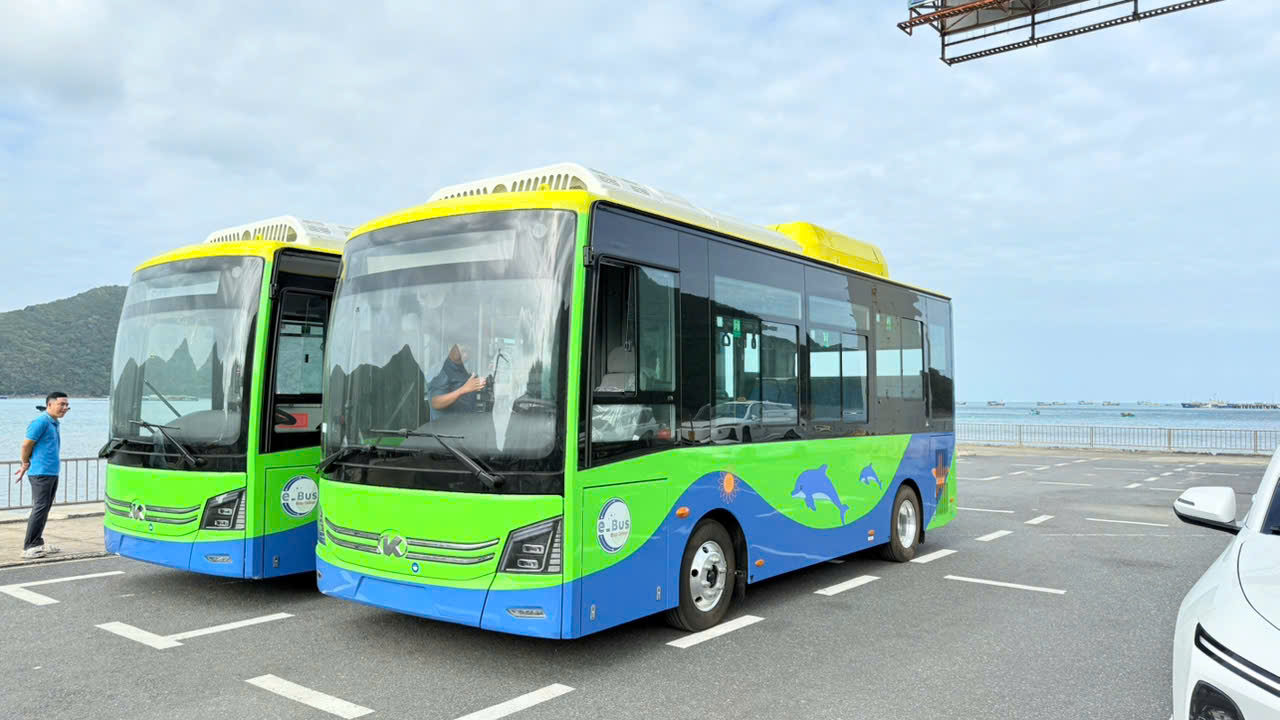 Ngày mai, tuyến xe buýt điện 173 chính thức lăn bánh tại Côn Đảo - Ảnh 1.