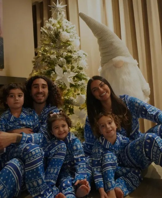 Chùm ảnh các ngôi sao bóng đá đón Giáng sinh 2025 - Ảnh 11.