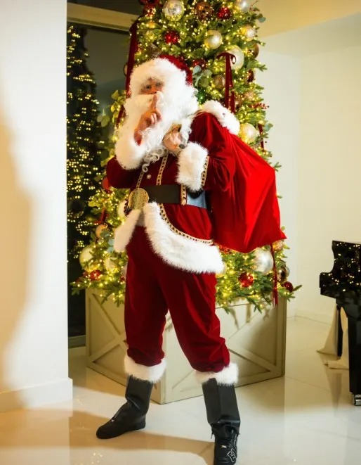 Chùm ảnh các ngôi sao bóng đá đón Giáng sinh 2025 - Ảnh 2.