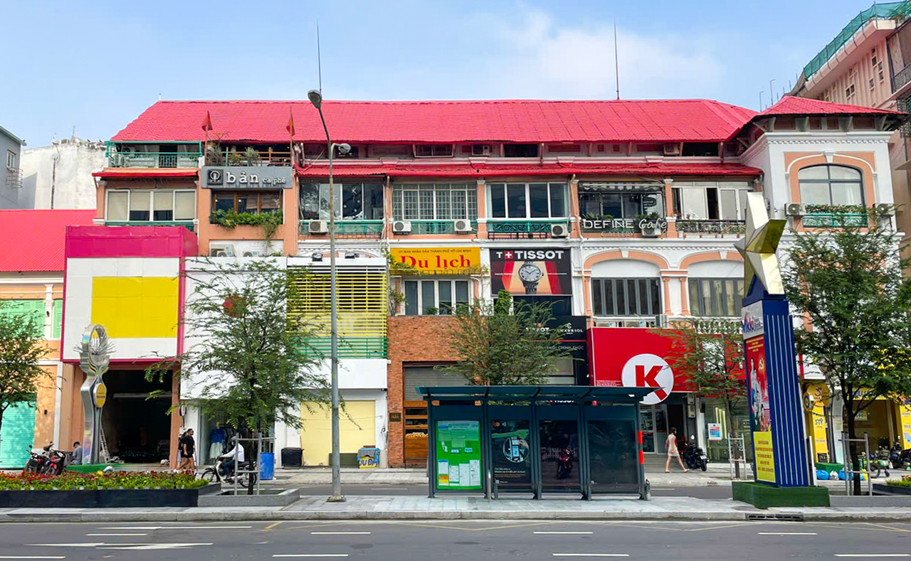 Đường Lê Lợi "lột xác" ngỡ ngàng sau khi khoác áo mới - Ảnh 8.